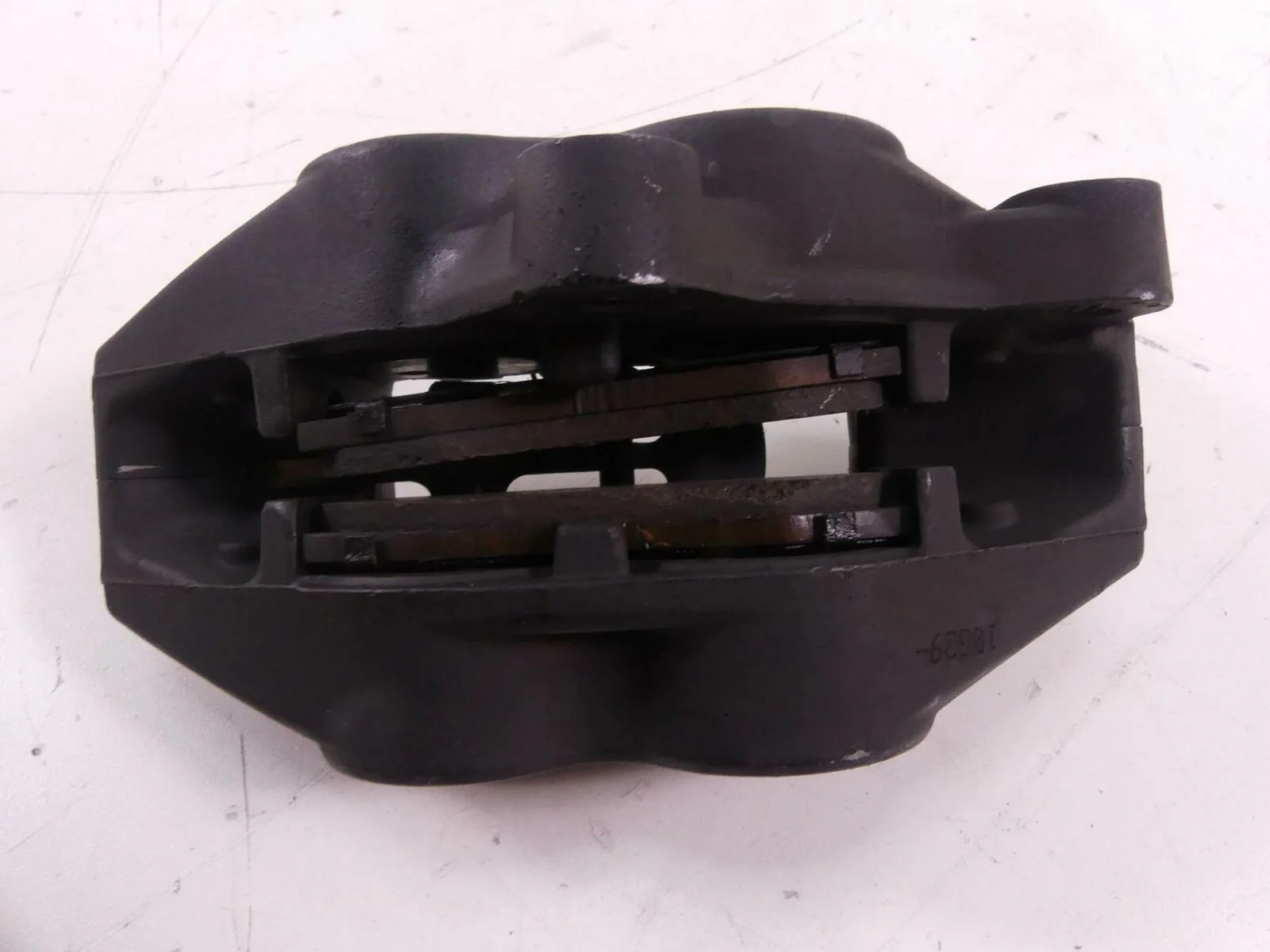 2011 BMW R1200RT K26 Front Brembo Brake Caliper Set  34117711438 34117711439 - Image 9