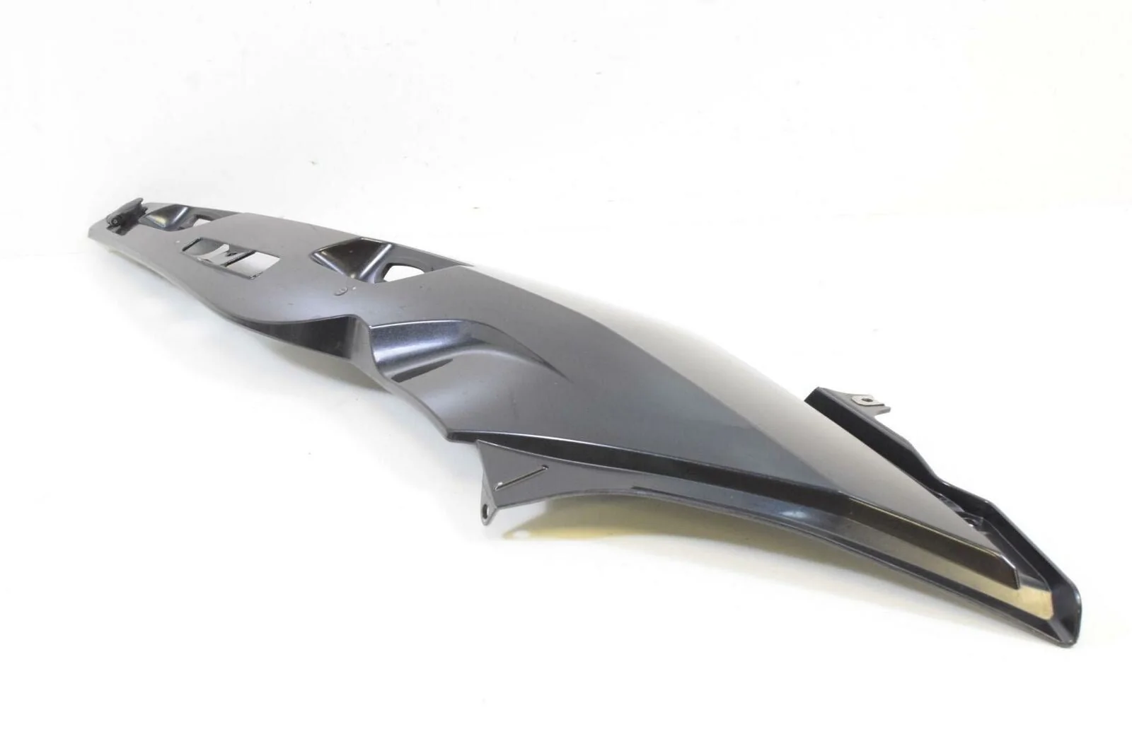 2011 BMW R1200RT R1200 RT K26 Left Tail Fairing Cover -Thundergrey 46637681573 - Image 3