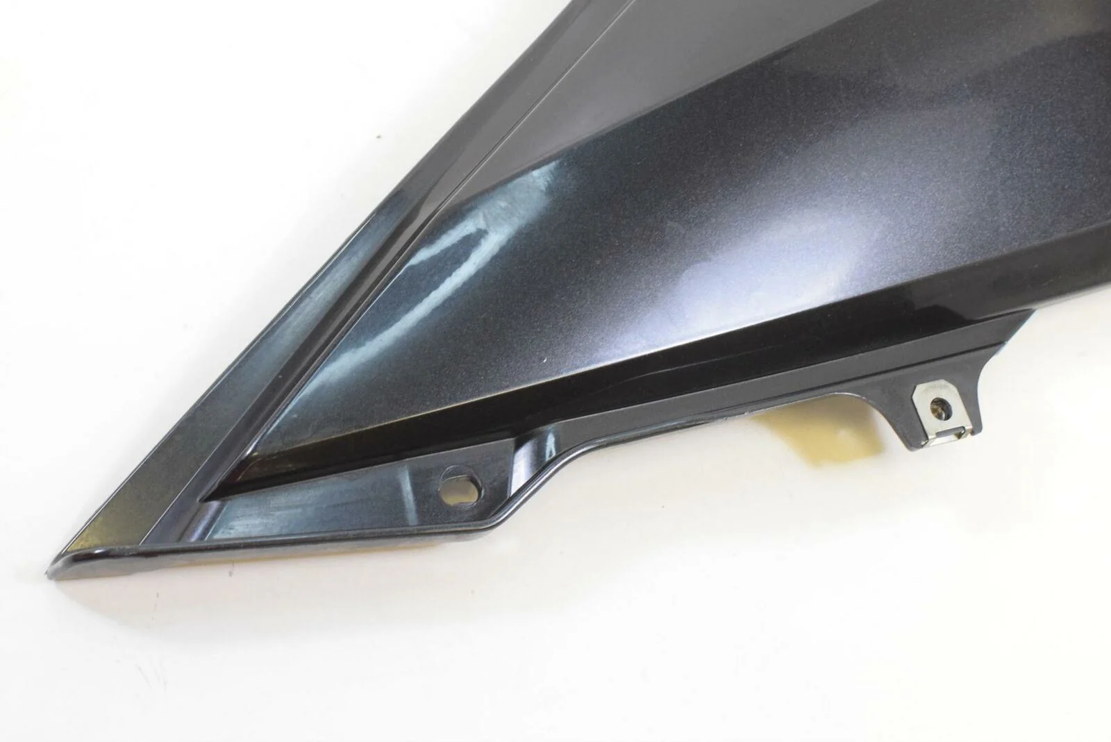 2011 BMW R1200RT R1200 RT K26 Left Tail Fairing Cover -Thundergrey 46637681573 - Image 7