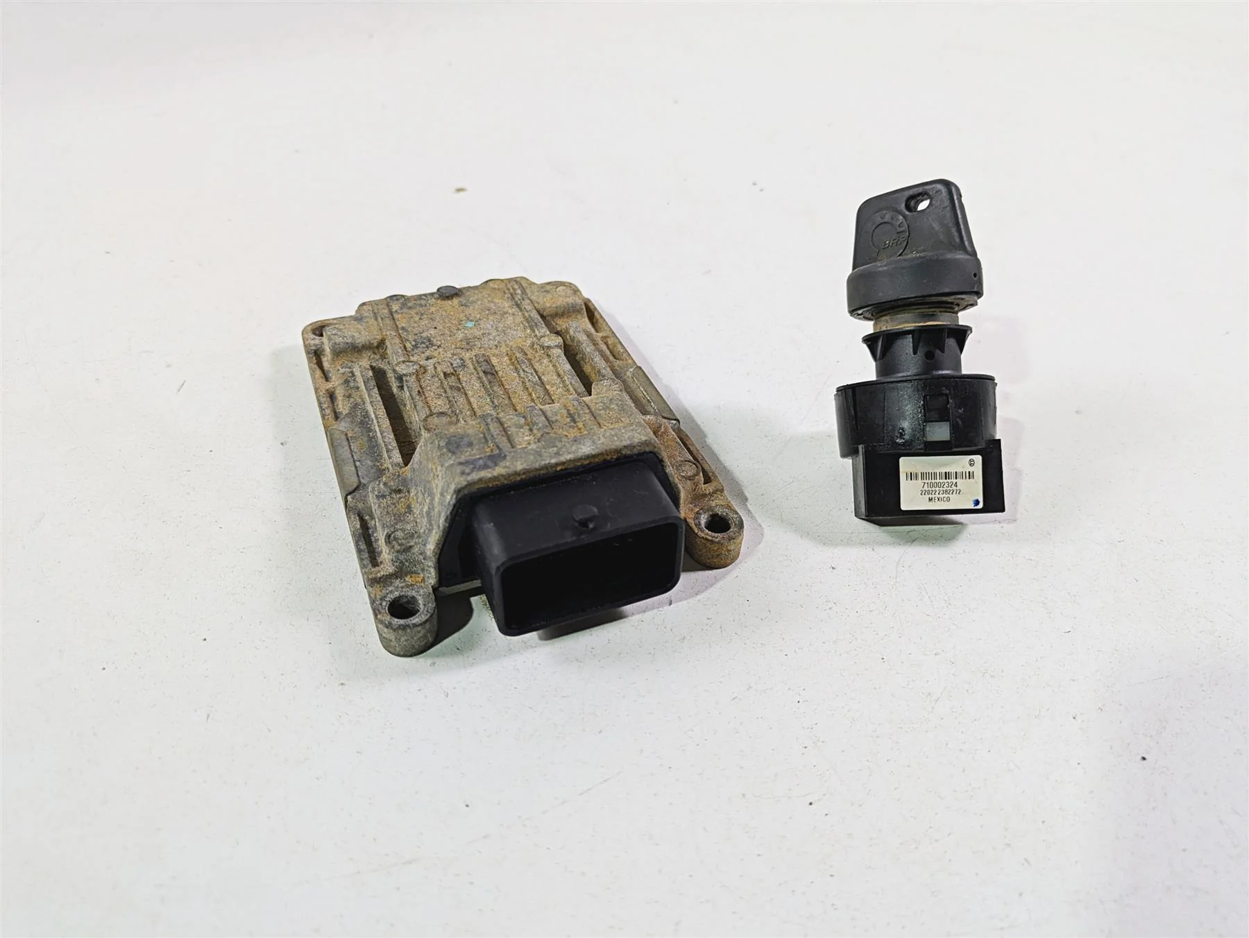 2011 Can-Am Outlander 650 4X4 XT Cdi Ecu Ecm Ignition Switch Key Set 420266716 - Image 12