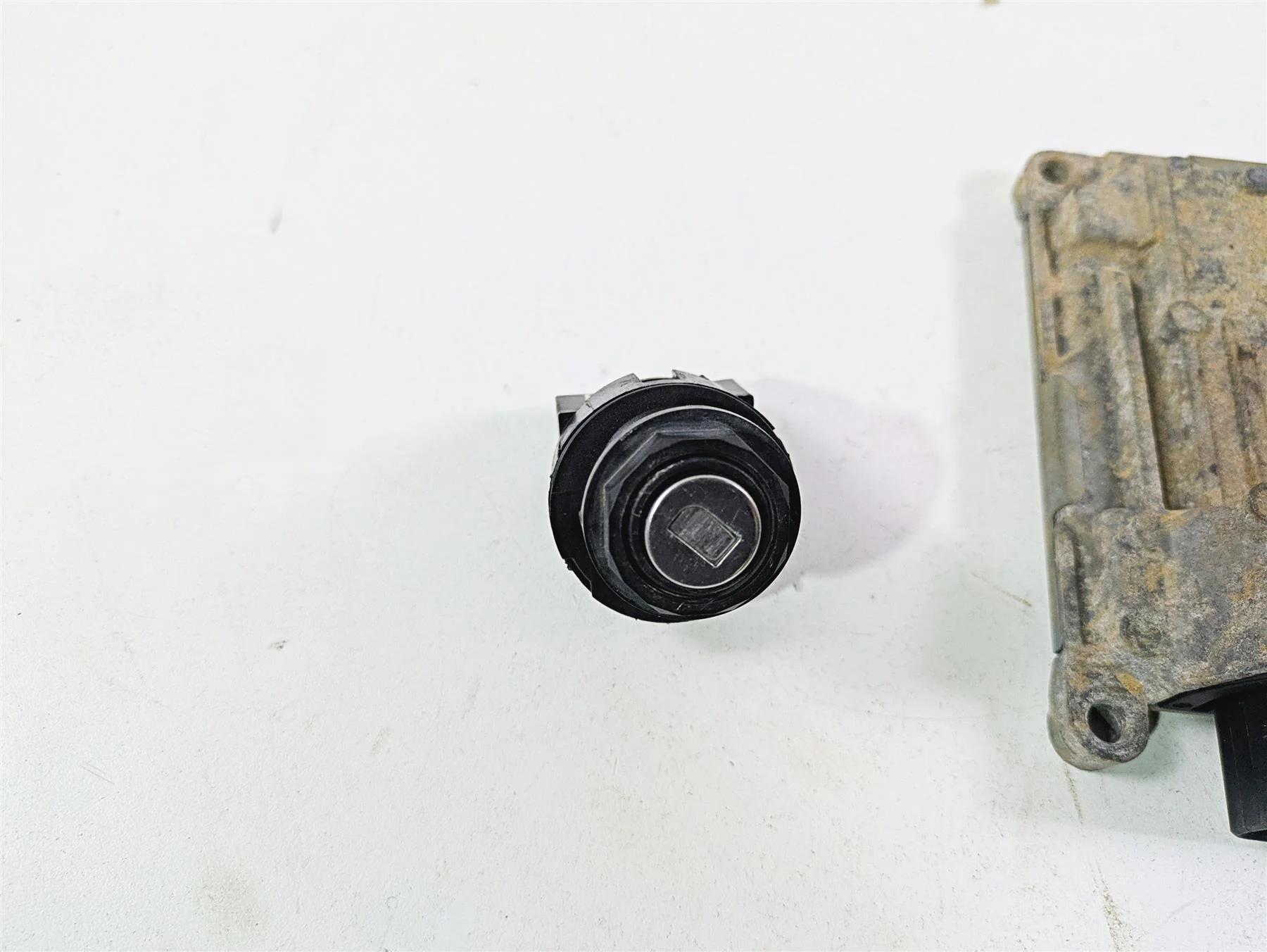 2011 Can-Am Outlander 650 4X4 XT Cdi Ecu Ecm Ignition Switch Key Set 420266716 - Image 7