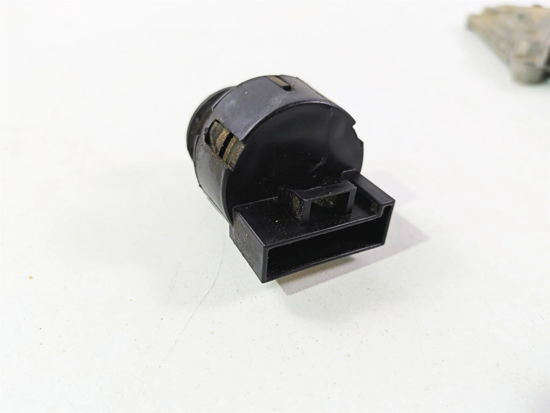 2011 Can-Am Outlander 650 4X4 XT Cdi Ecu Ecm Ignition Switch Key Set 420266716 - Image 9