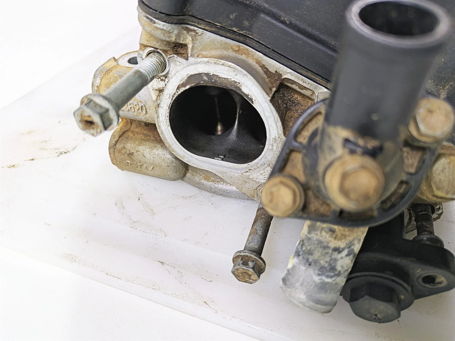2011 Can-Am Outlander 650 4X4 XT Cylinderhead Cylinder Head Set 420623941 - Image 7