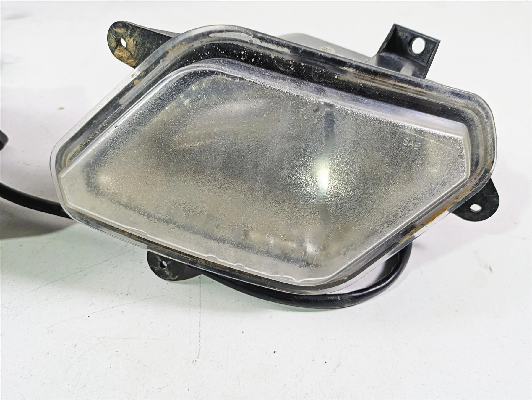 2011 Can-Am Outlander 650 4X4 XT Front Headlight Lamp Set - Read 710001496 - Image 3