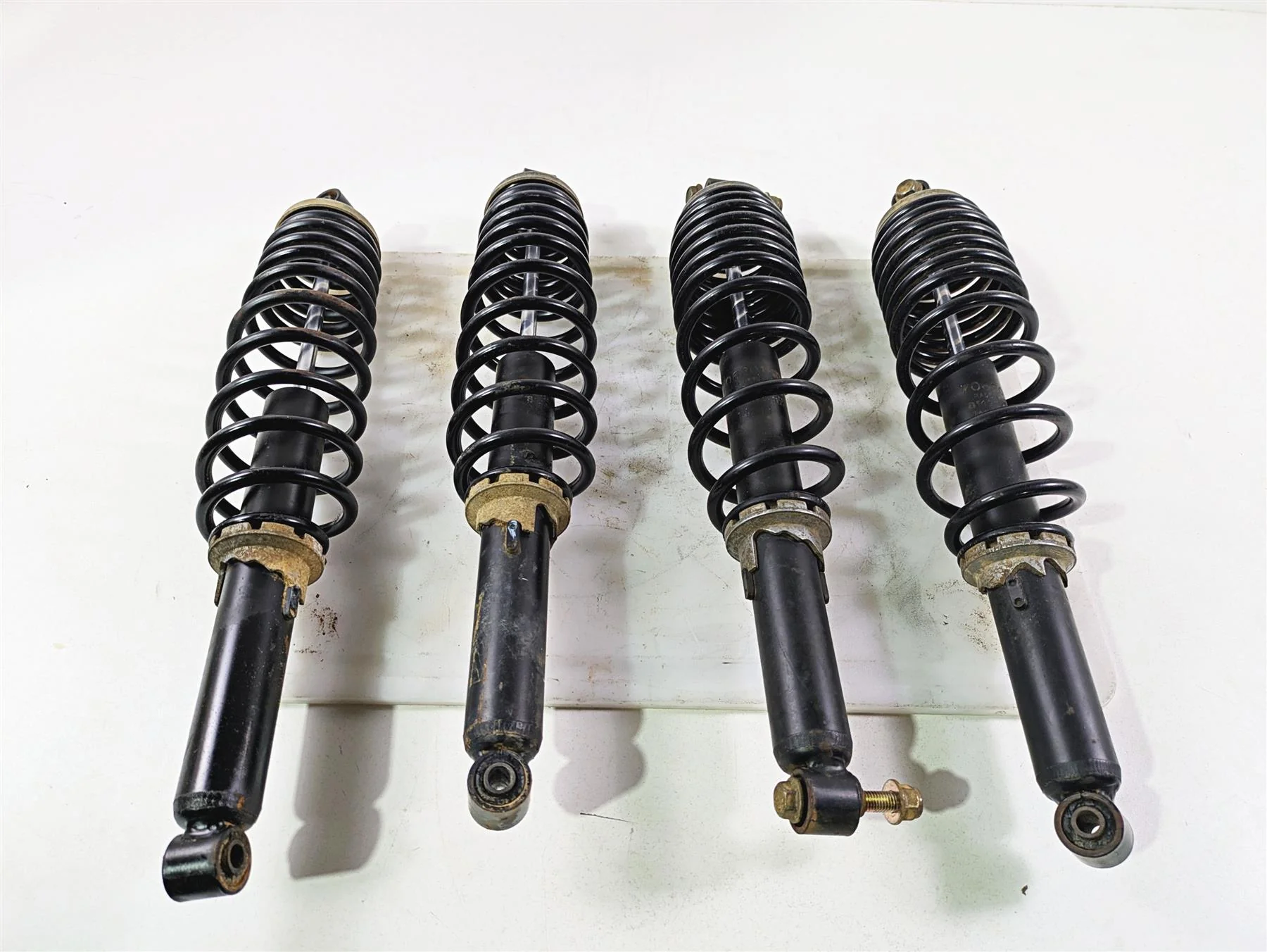 2011 Can-Am Outlander 650 4X4 XT Front Rear Shock Set - Read 706201110 706000792