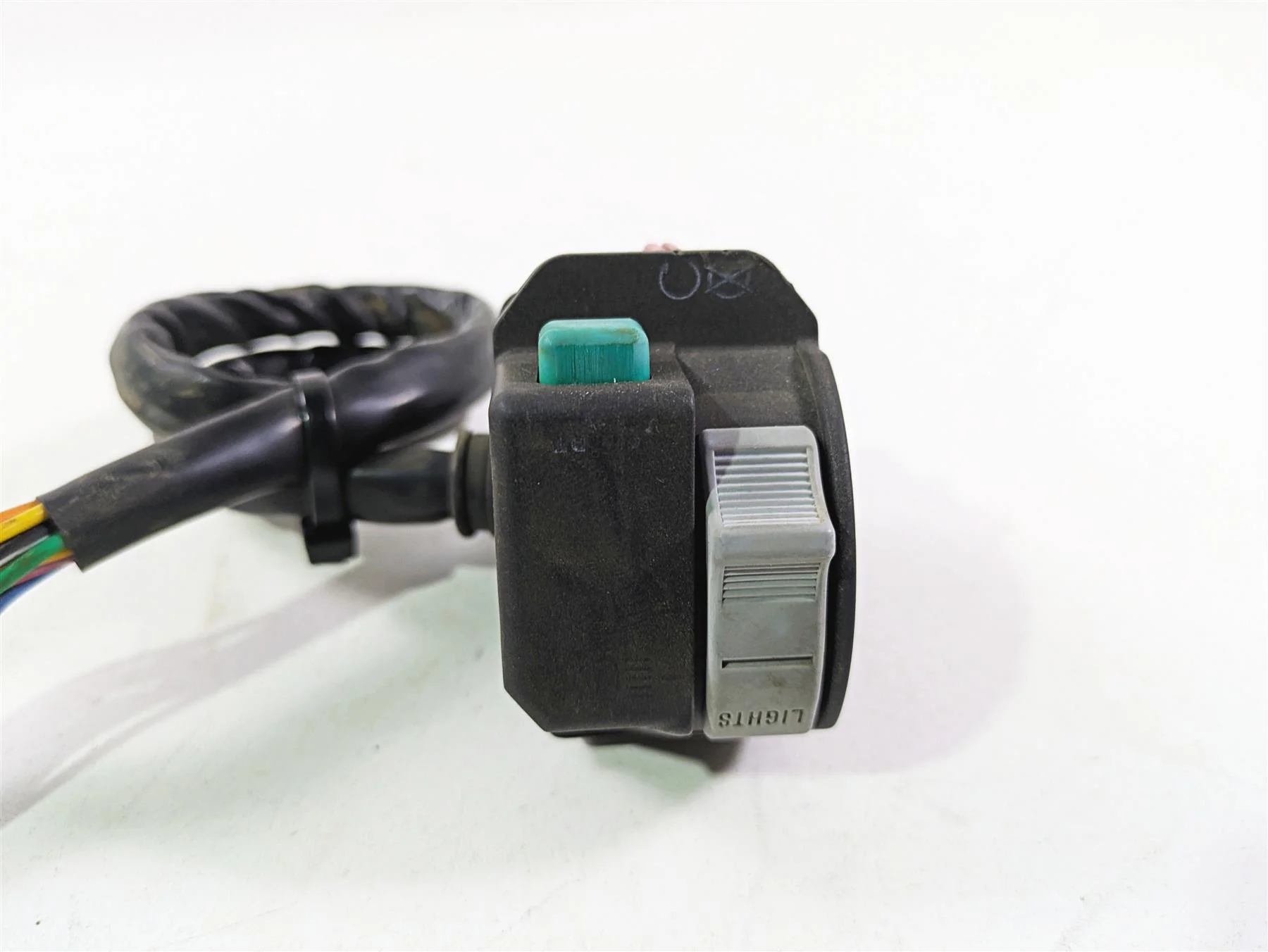 2011 Can-Am Outlander 650 4X4 XT Left Hand Turn Signal Control Switch 710001594 - Image 10