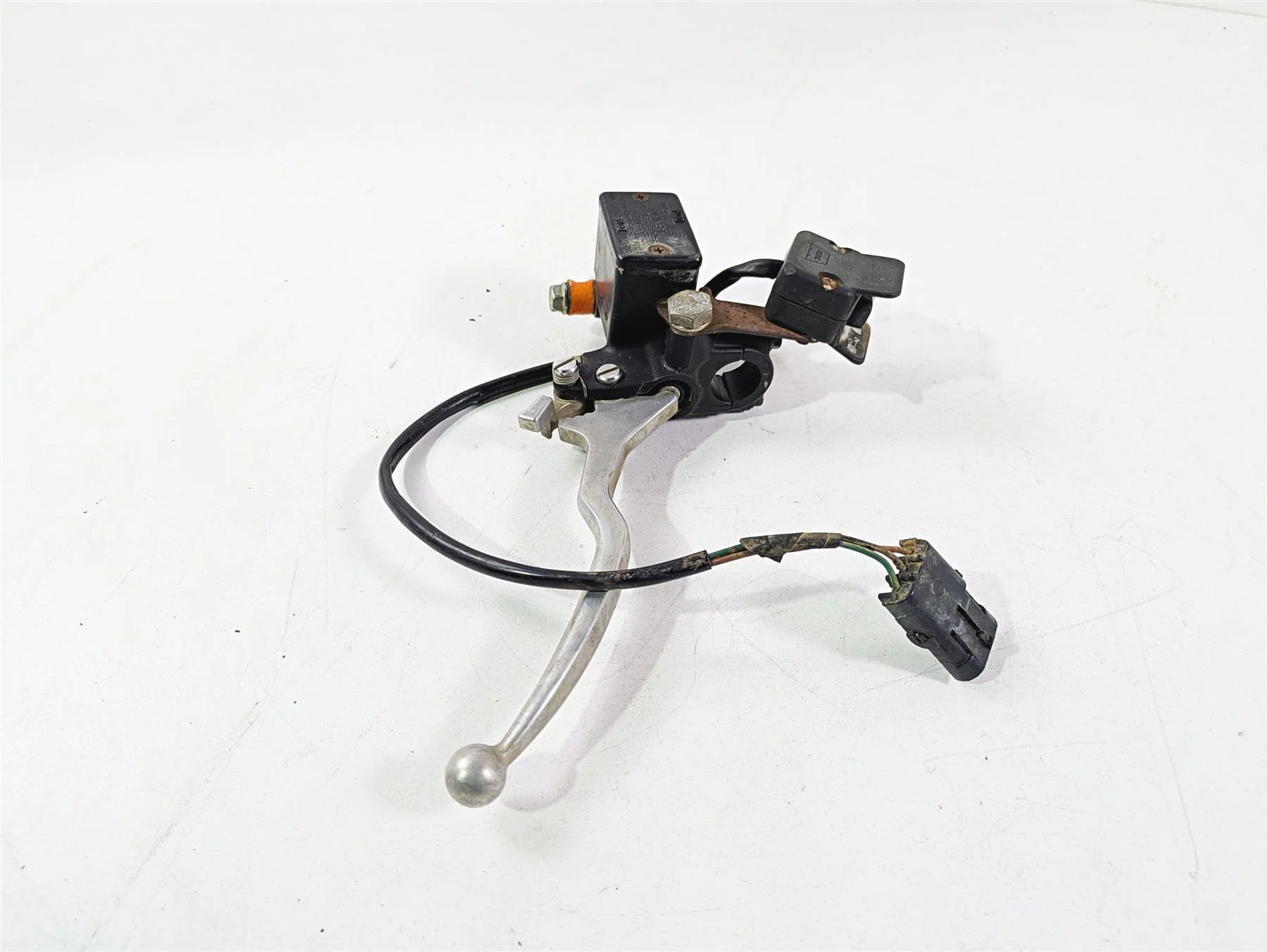 2011 Can-Am Outlander 650 4X4 XT Nissin Front Brake Master Cylinder 705600844 - Image 3