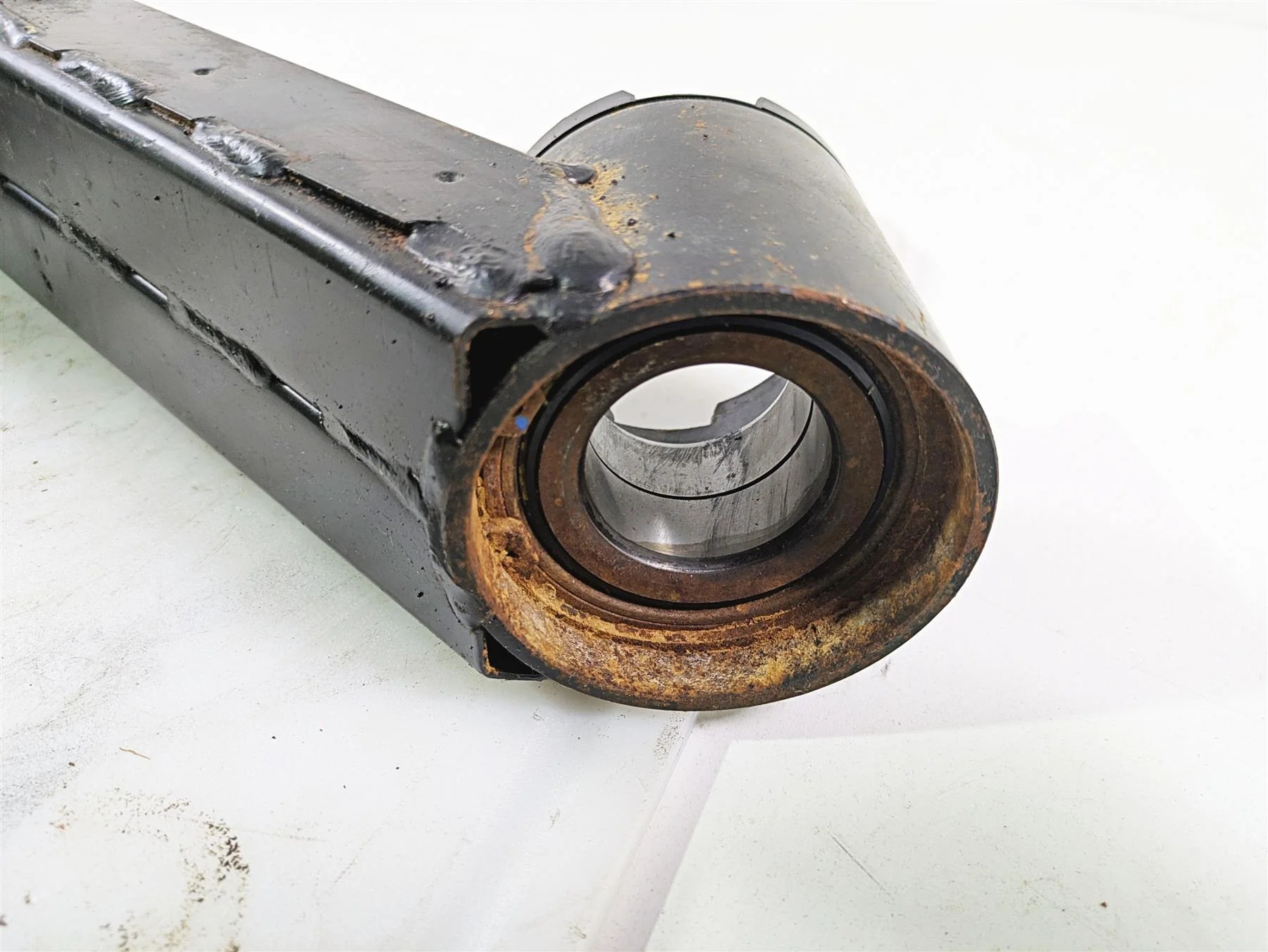 2011 Can-Am Outlander 650 4X4 XT Rear Right Trailing Swing Arm 706003425 - Image 9