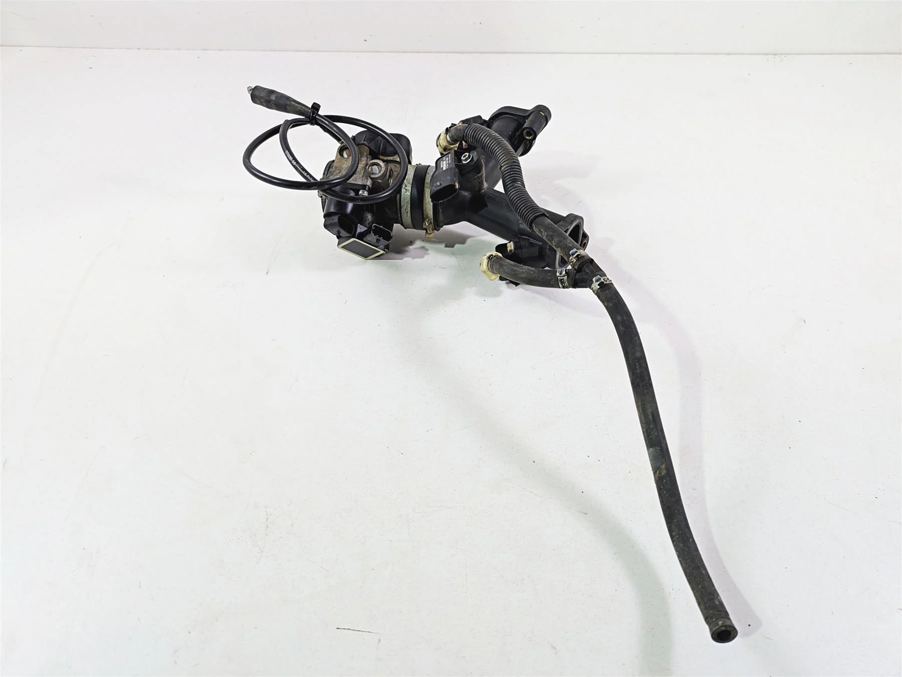 2011 Can-Am Outlander 650 4X4 XT Throttle Body Fuel Injector 420296876 420685326 - Image 2