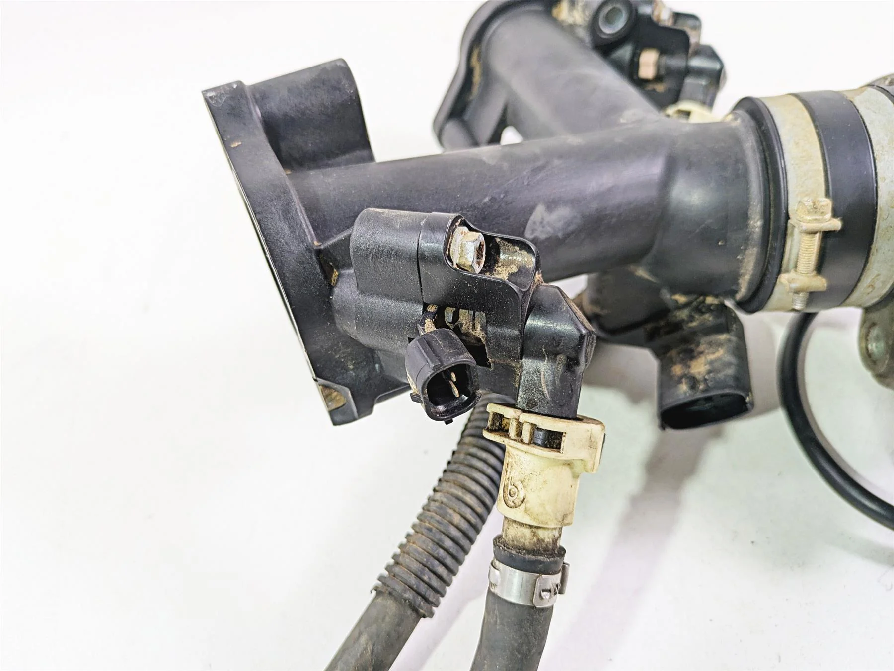 2011 Can-Am Outlander 650 4X4 XT Throttle Body Fuel Injector 420296876 420685326 - Image 9
