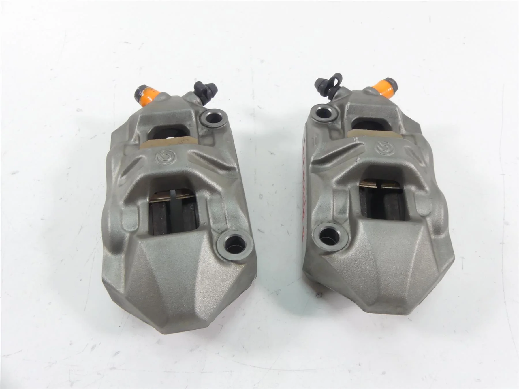 2011 Ducati Hypermotard 1100 SP Front Brembo Brake Calipers 61040901A 61040911A - Image 4