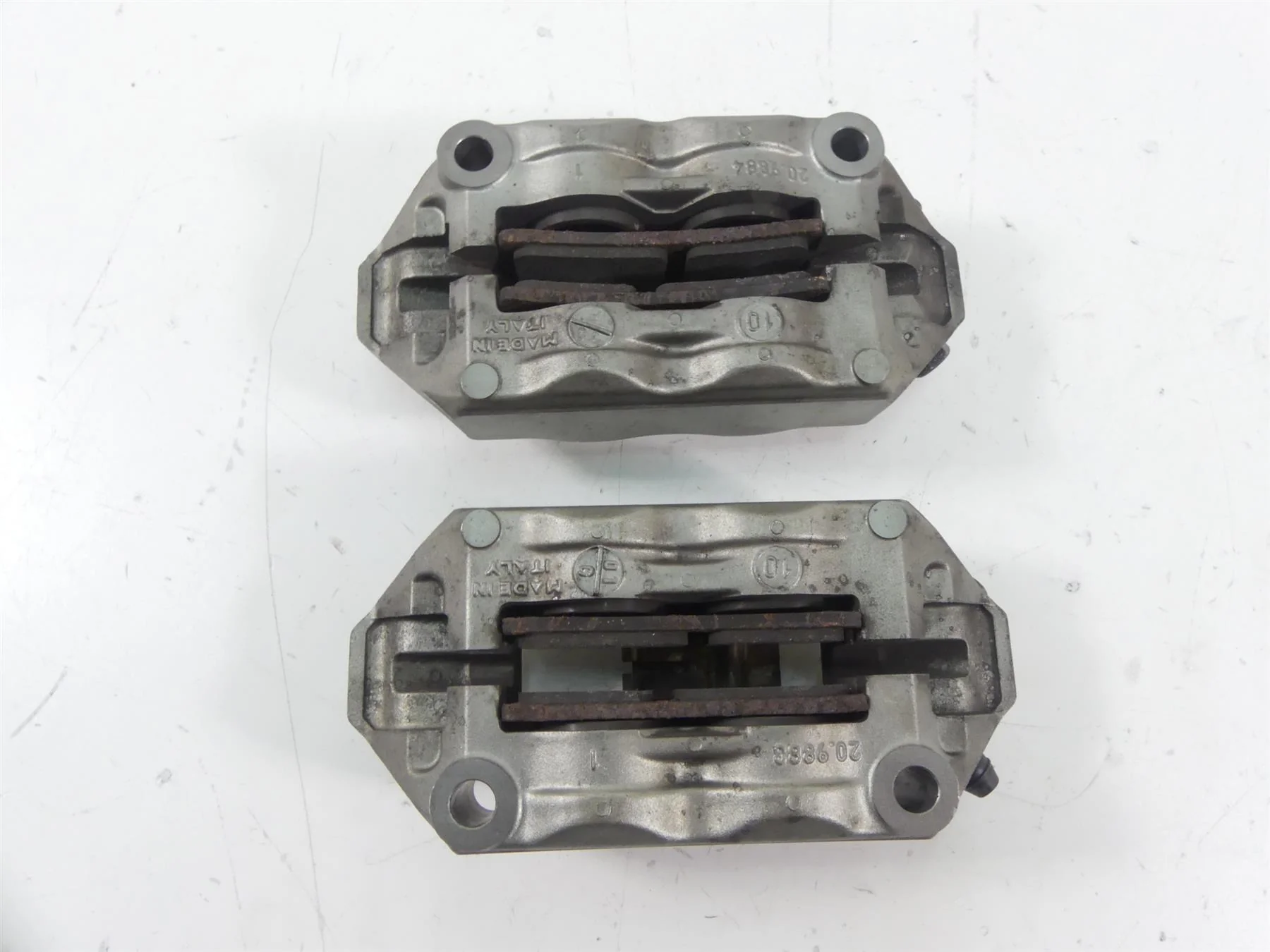 2011 Ducati Hypermotard 1100 SP Front Brembo Brake Calipers 61040901A 61040911A - Image 5