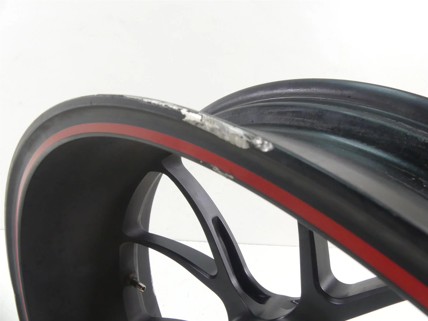 2011 Ducati Hypermotard 1100 SP Marchesini Forged Rear Wheel Rim 17x5.5 50221291 - Image 5