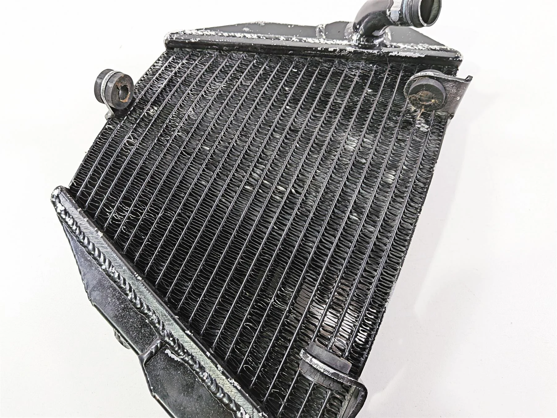 2011 Ducati Streetfighter 1098 S Aftermarket Lower Radiator - No leaks - Image 11