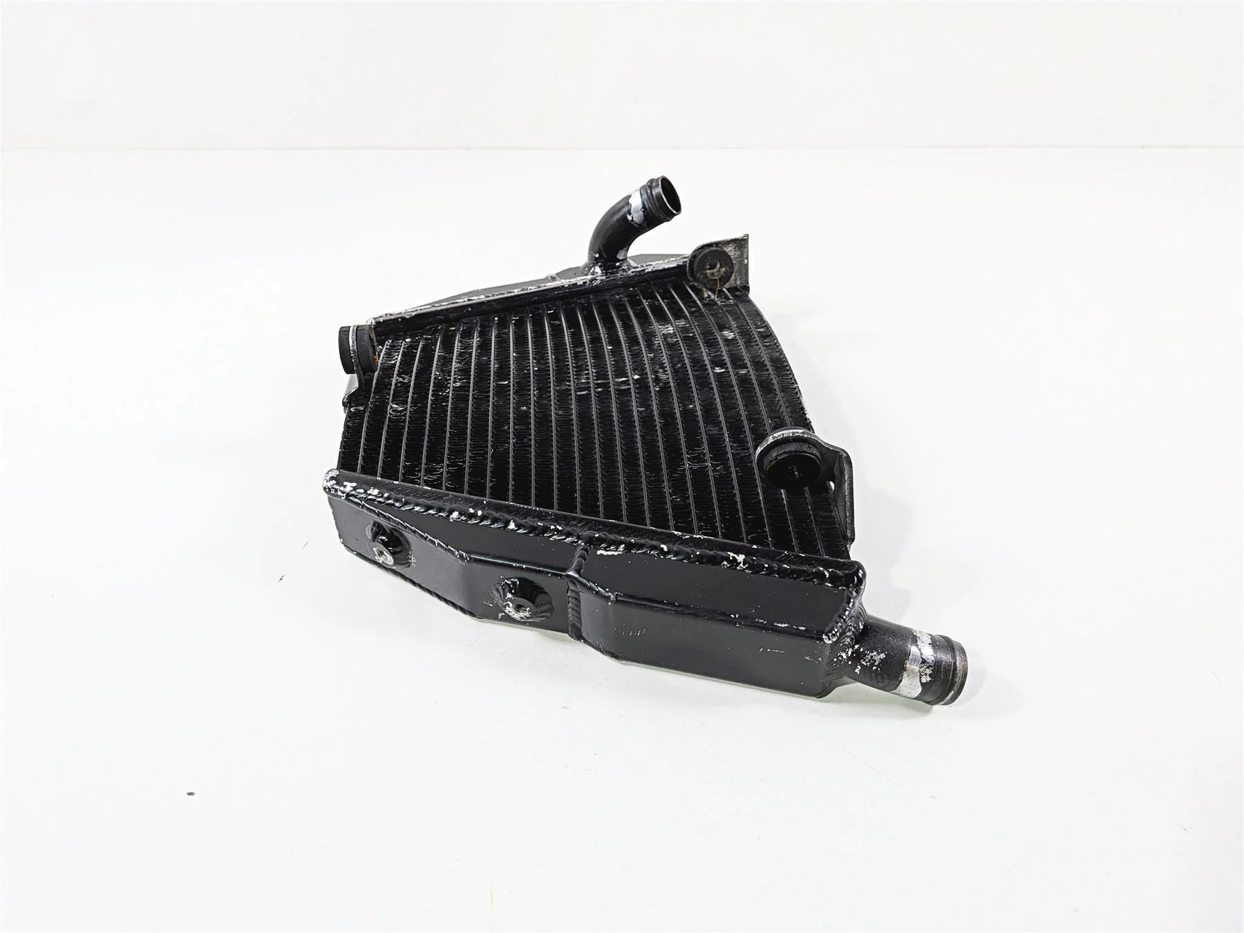 2011 Ducati Streetfighter 1098 S Aftermarket Lower Radiator - No leaks - Image 6