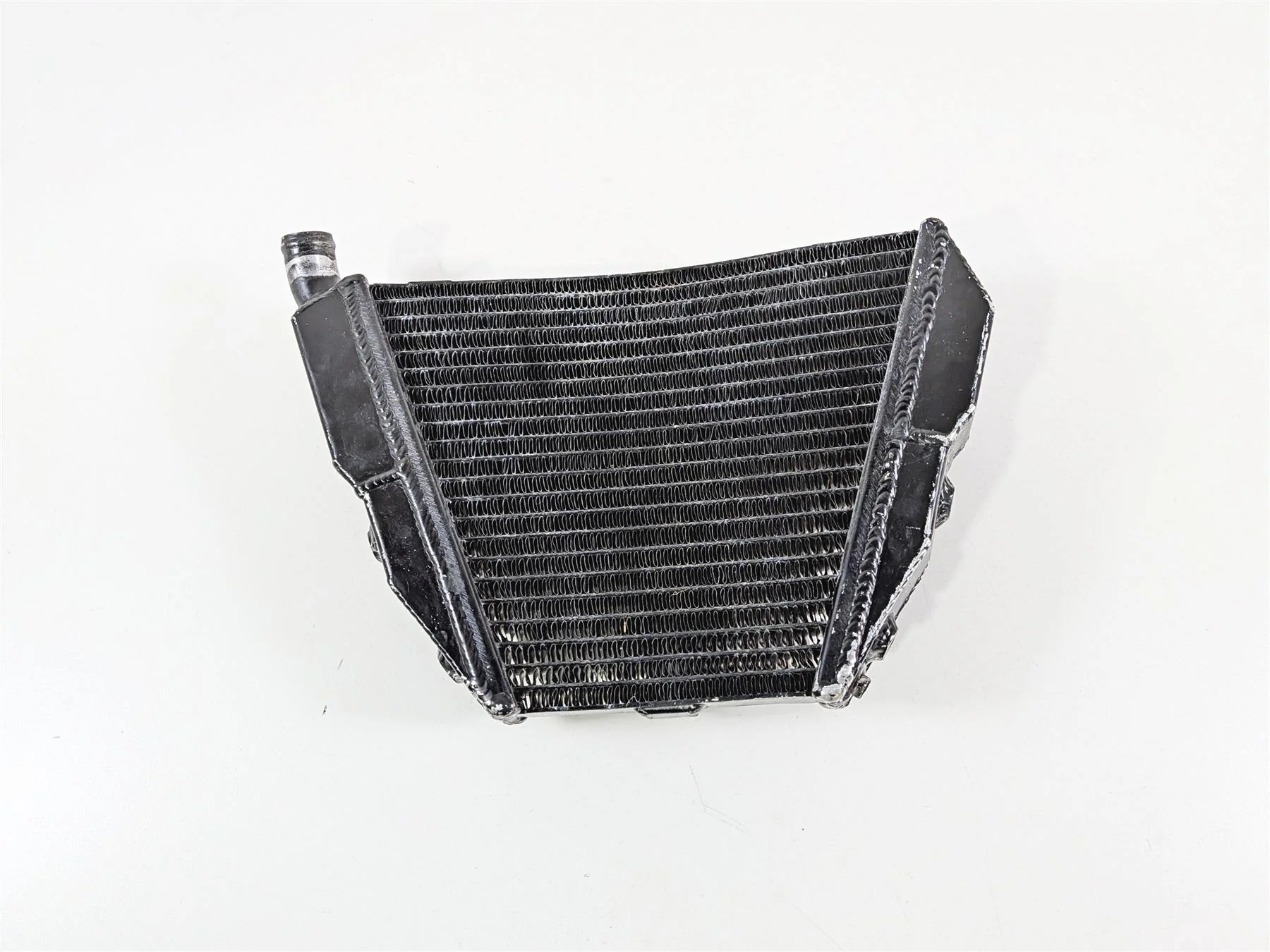 2011 Ducati Streetfighter 1098 S Aftermarket Lower Radiator - No leaks - Image 7