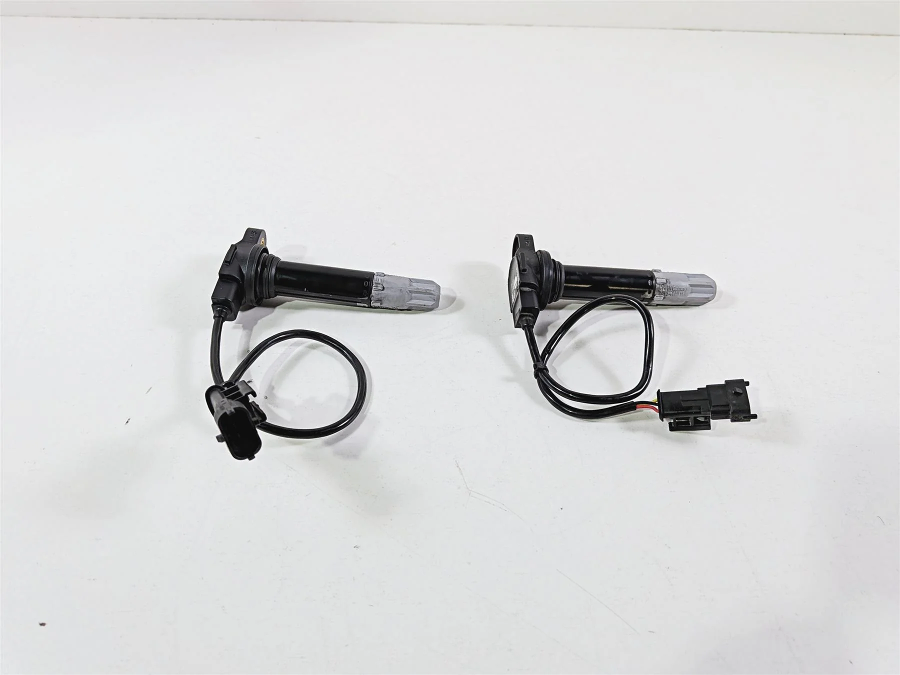 2011 Ducati Streetfighter 1098 S Beru Ignition Coil Set 38010145B - Image 4