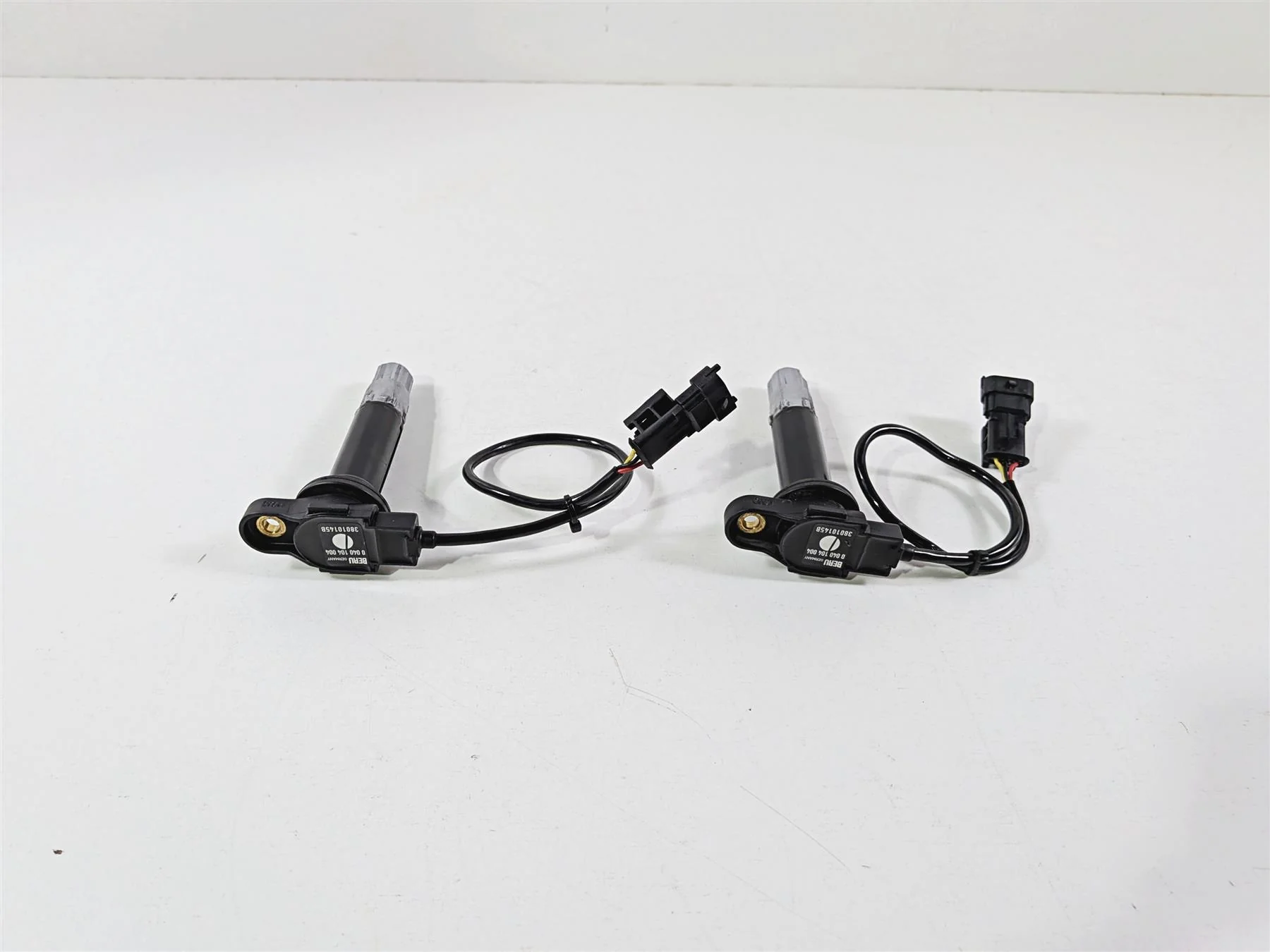 2011 Ducati Streetfighter 1098 S Beru Ignition Coil Set 38010145B - Image 5