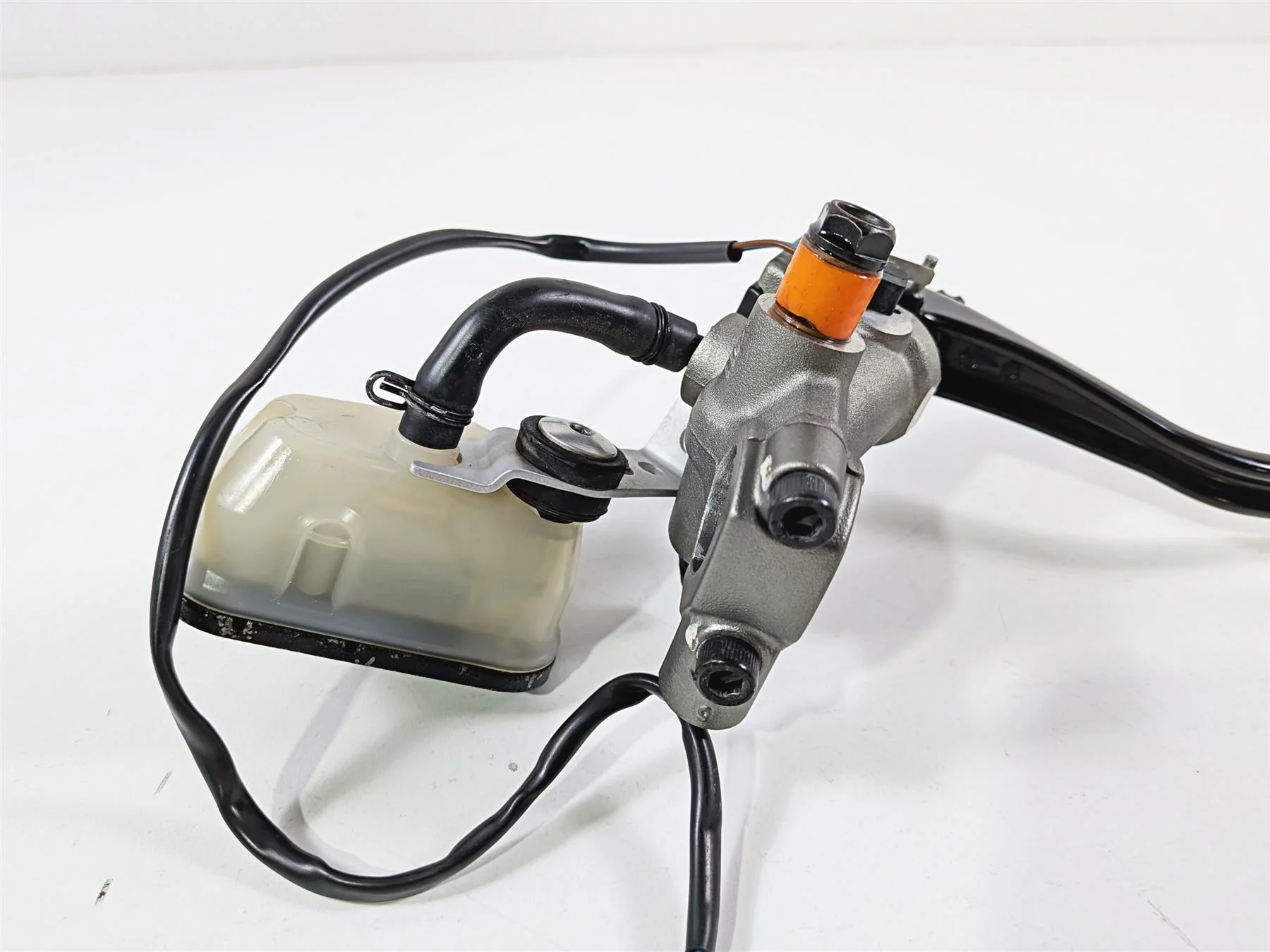 2011 Ducati Streetfighter 1098 S Brembo Clutch Radial Master Cylinder 63040485A - Image 10