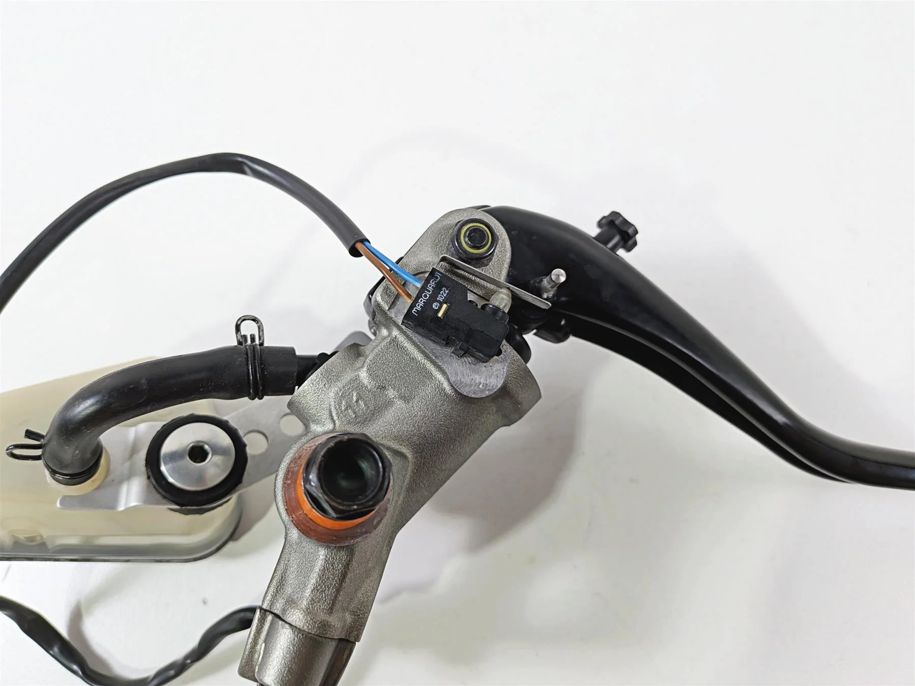 2011 Ducati Streetfighter 1098 S Brembo Clutch Radial Master Cylinder 63040485A - Image 9