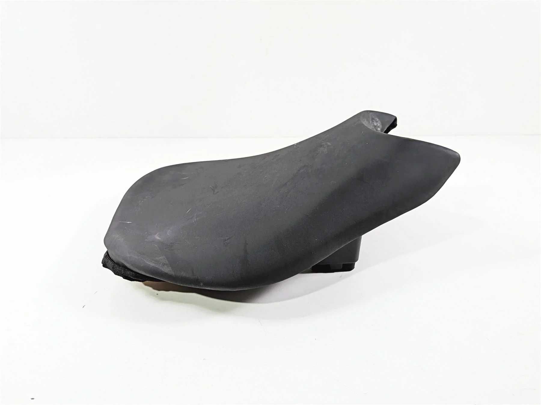 2011 Ducati Streetfighter 1098 S Front Rider Seat Saddle 59521002A - Image 3