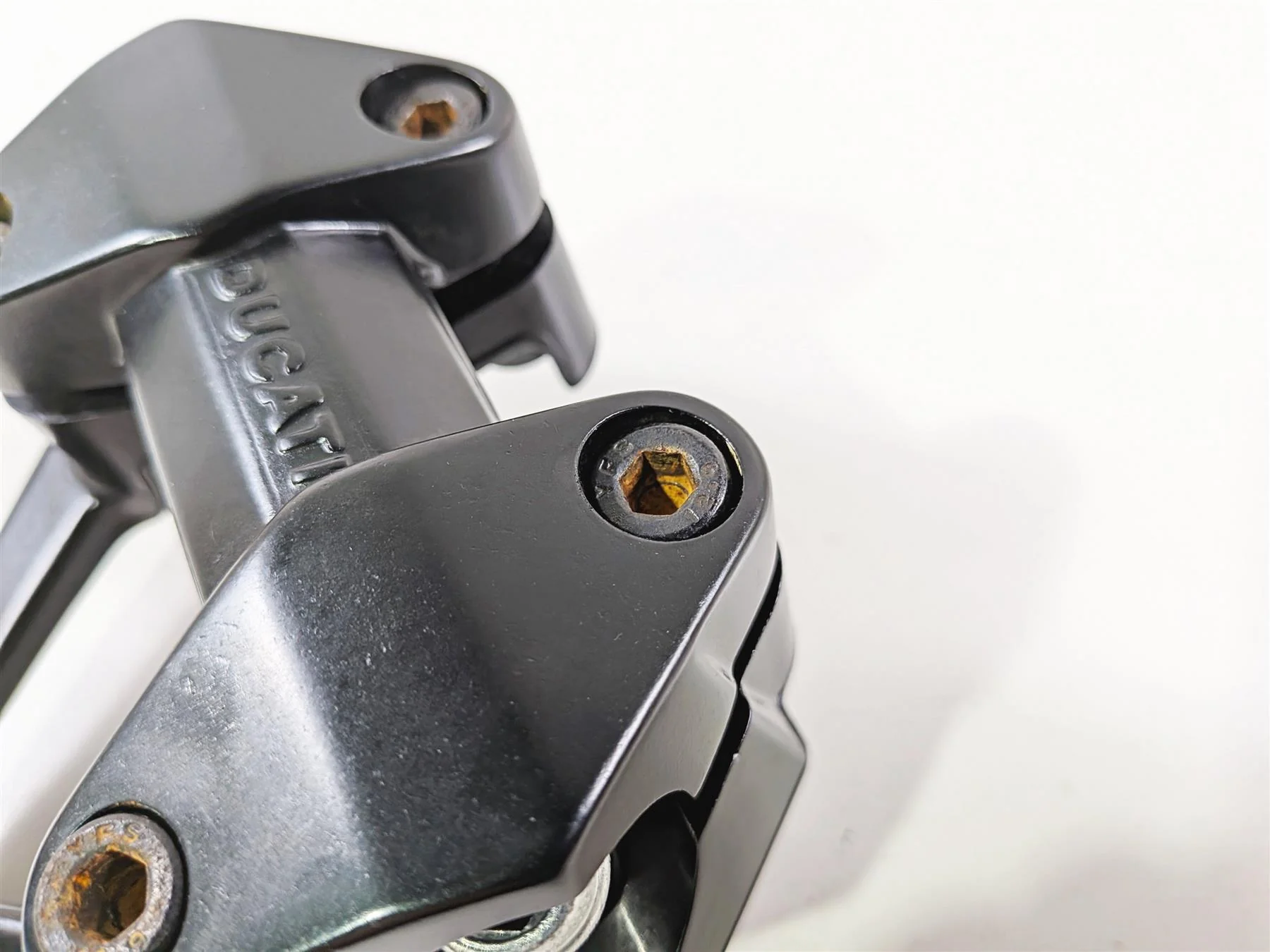 2011 Ducati Streetfighter 1098 S Handlebar Riser Holder Set 36011021A - Image 12
