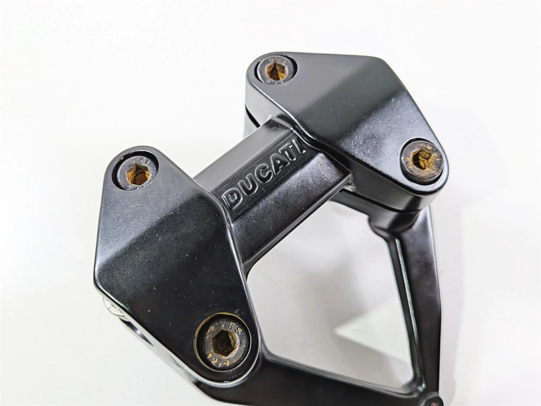 2011 Ducati Streetfighter 1098 S Handlebar Riser Holder Set 36011021A - Image 9