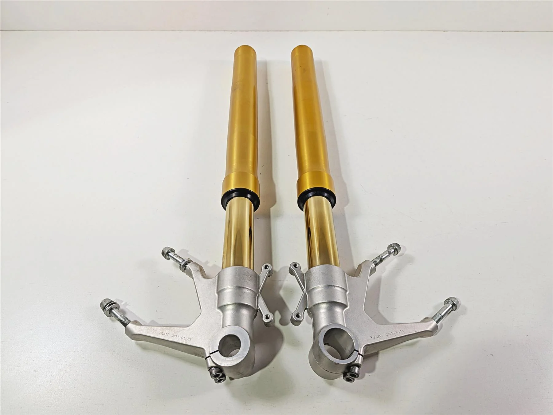 2011 Ducati Streetfighter 1098 S Nice Ohlins Front Fork 3K ! 34420172B 34520171B - Image 6