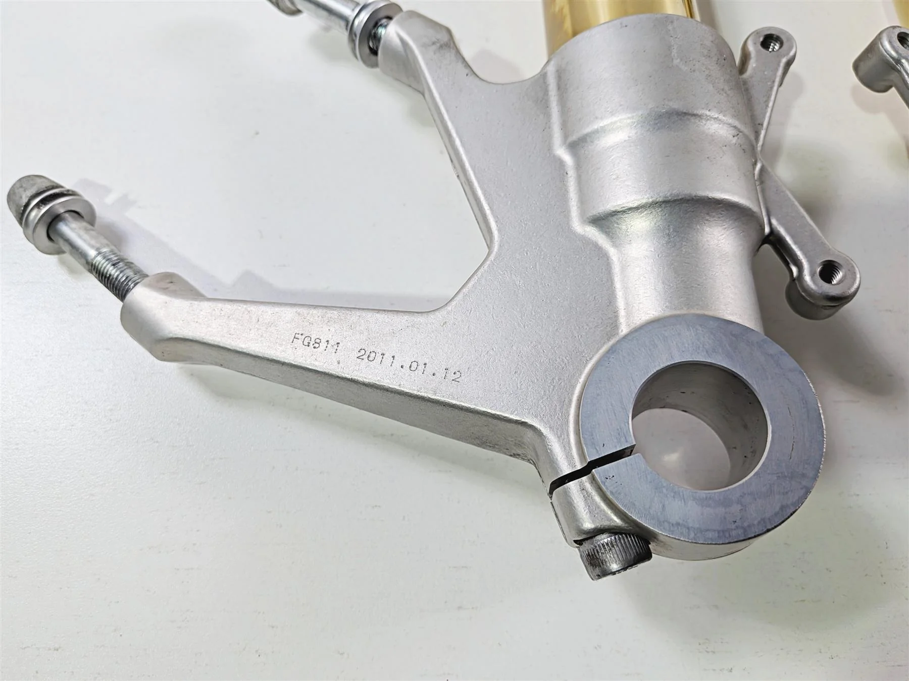 2011 Ducati Streetfighter 1098 S Nice Ohlins Front Fork 3K ! 34420172B 34520171B - Image 7