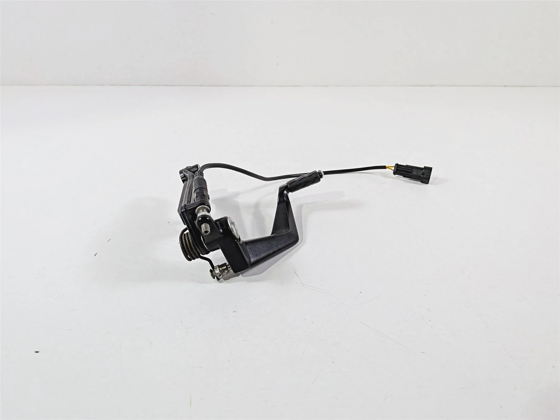 2011 Ducati Streetfighter 1098 S Rear Brake Pedal & Mount 45710471A 82919841A - Image 4