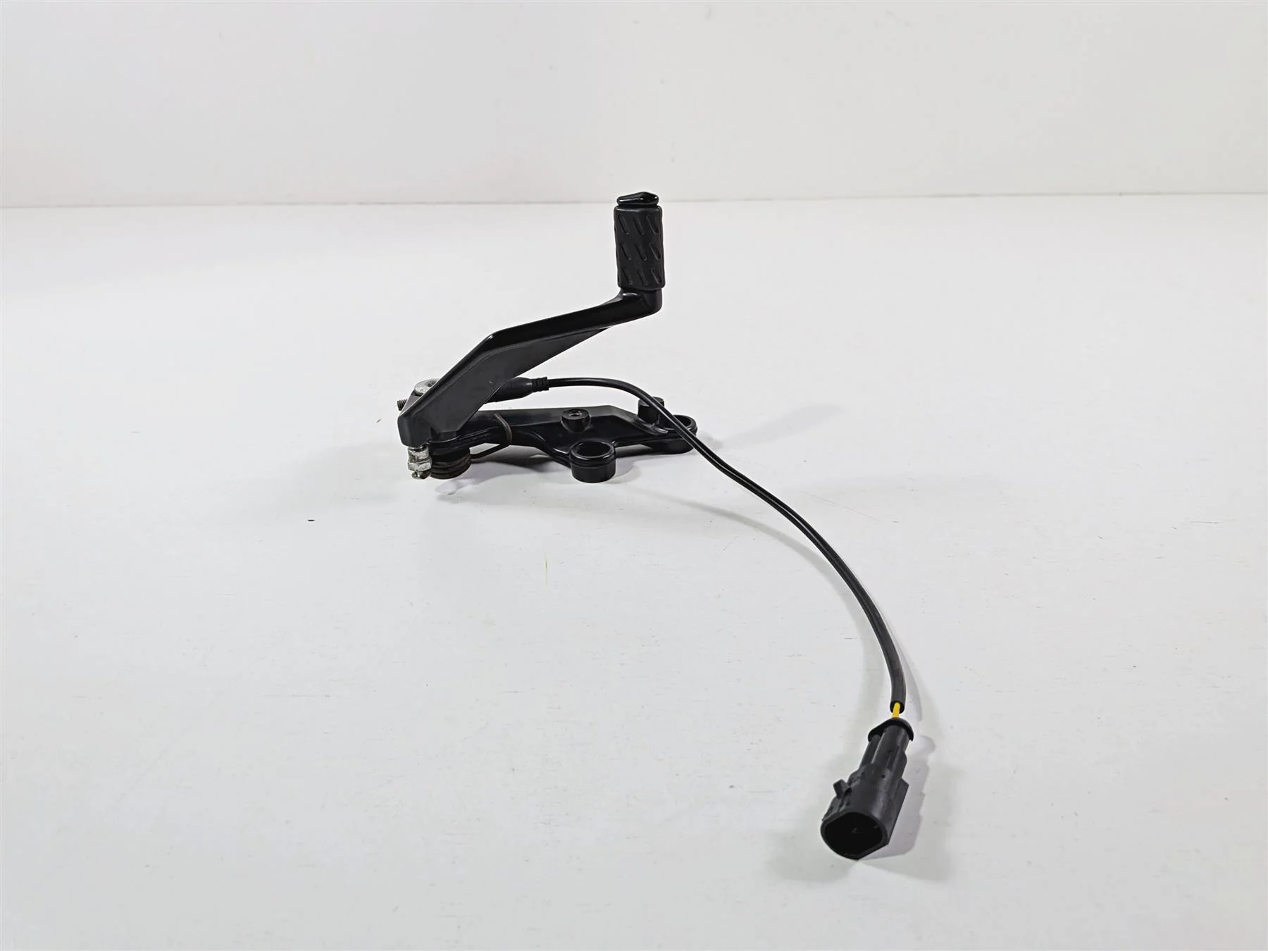 2011 Ducati Streetfighter 1098 S Rear Brake Pedal & Mount 45710471A 82919841A - Image 7