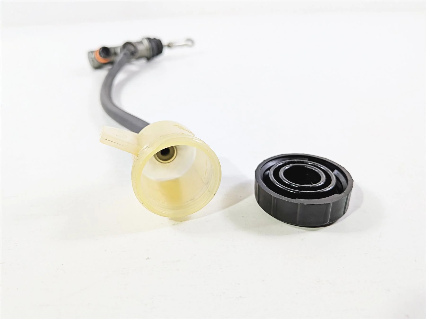 2011 Ducati Streetfighter 1098 S Rear Brembo Brake Master Cylinder 62540181B - Image 7