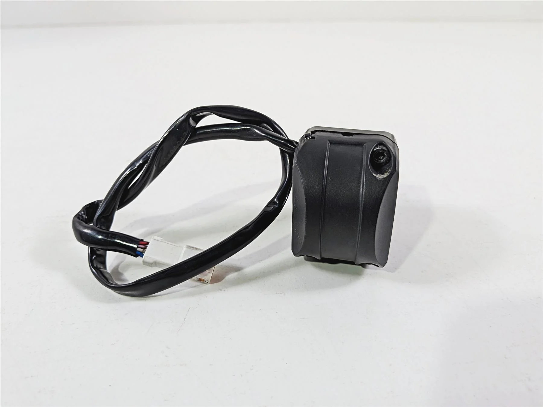 2011 Ducati Streetfighter 1098 S Right Hand Start Stop Control Switch 65010092I - Image 8