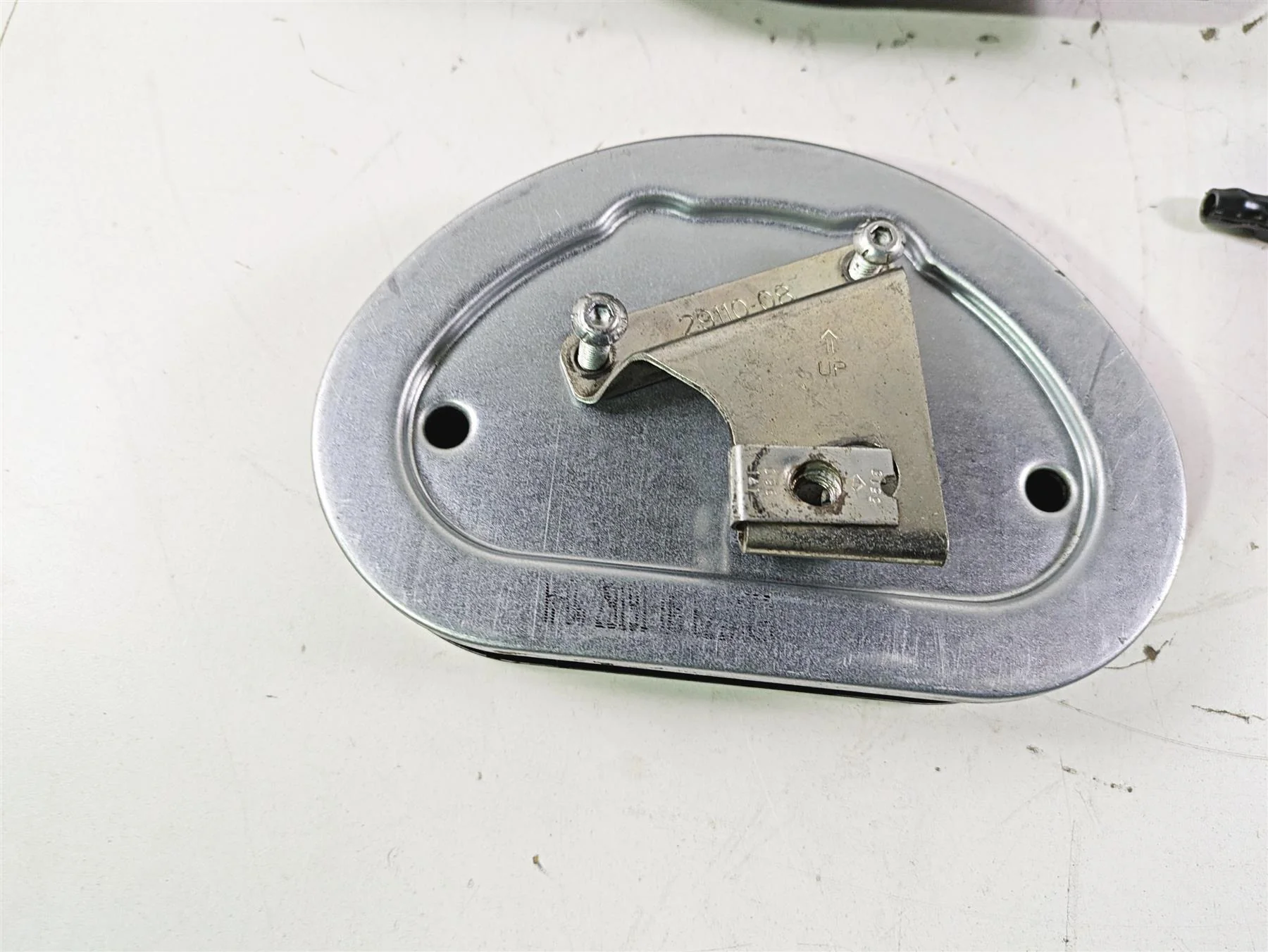 2011 Harley FXDC Dyna Super Glide Air Cleaner Breather Filter 29182-08A - Image 6