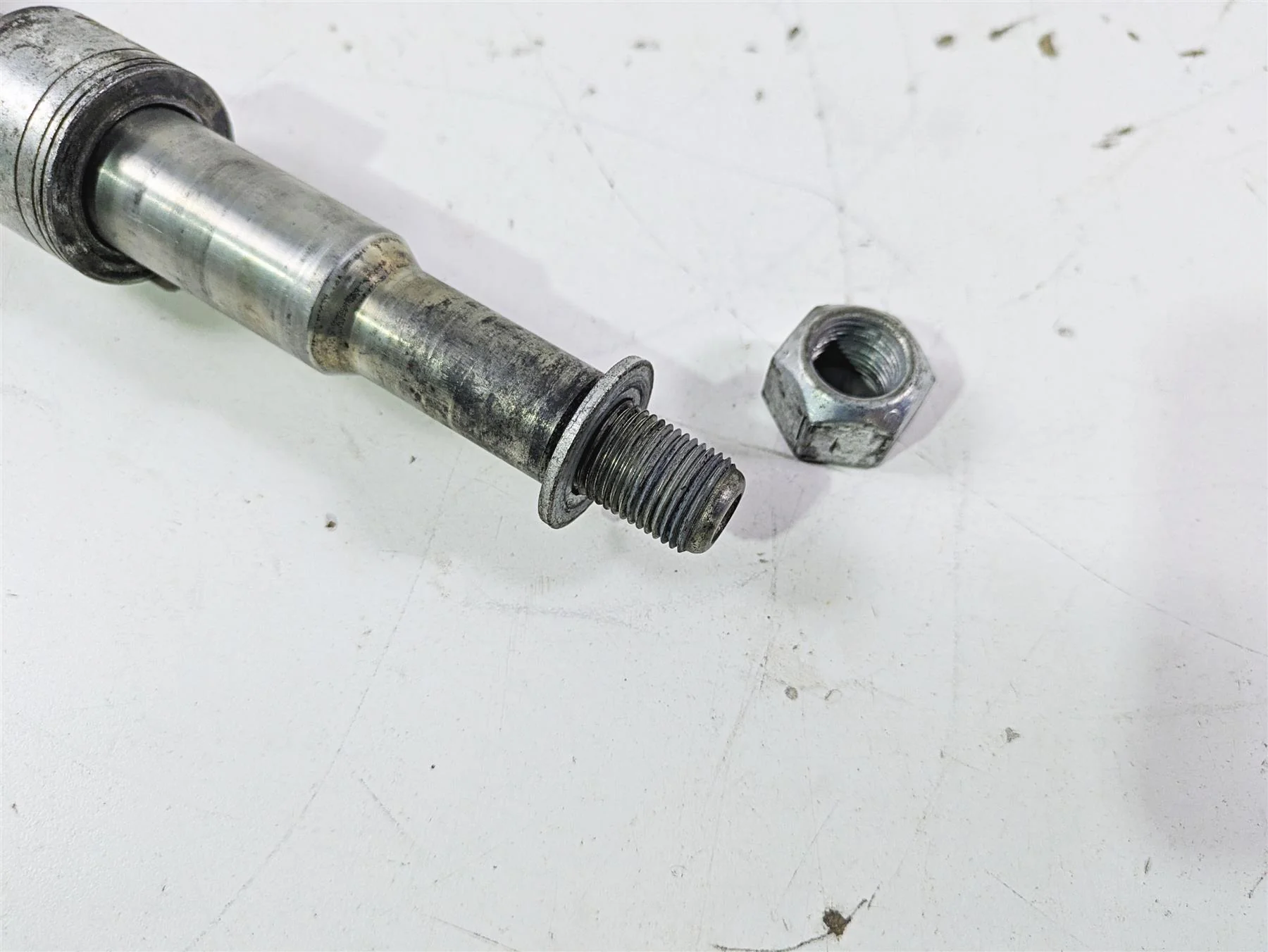 2011 Harley FXDC Dyna Super Glide Front Axle Wheel Spindle 25mm 41628-08 - Image 11