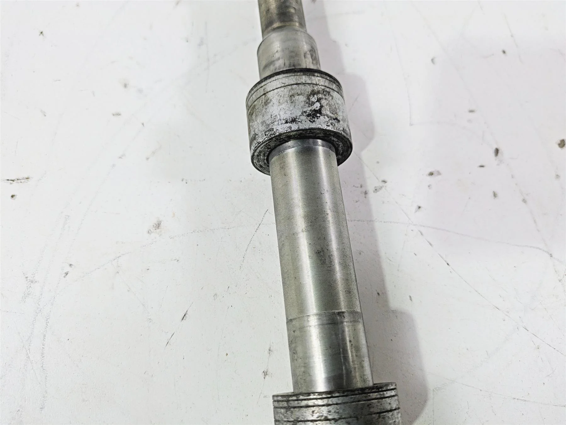 2011 Harley FXDC Dyna Super Glide Front Axle Wheel Spindle 25mm 41628-08 - Image 9