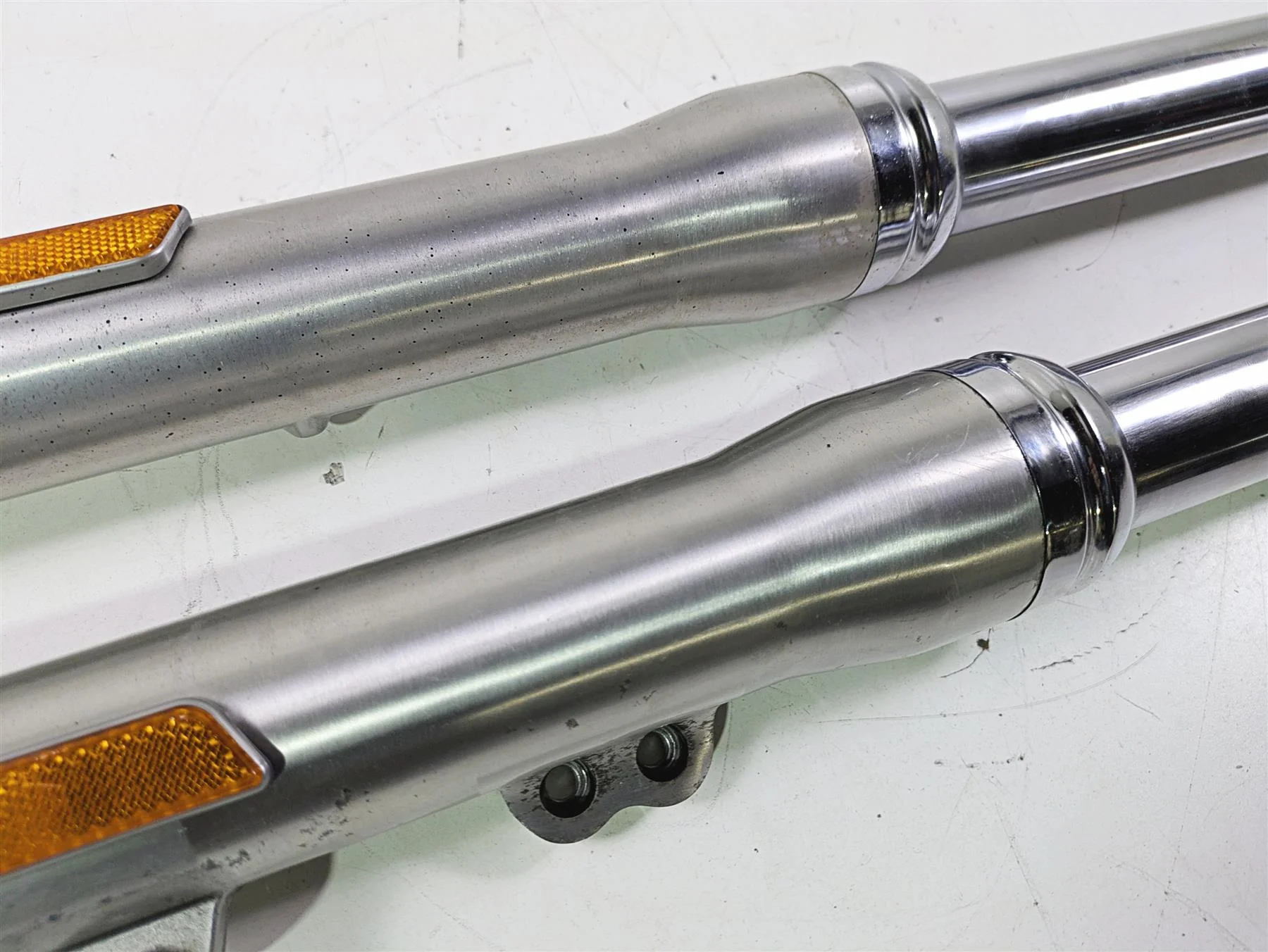 2011 Harley FXDC Dyna Super Glide Front Forks 49mm Straight 45947-06 45948-06 - Image 10