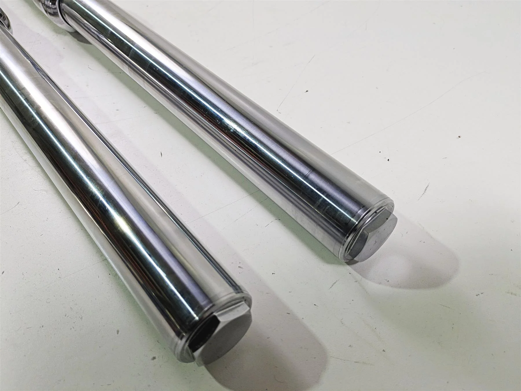 2011 Harley FXDC Dyna Super Glide Front Forks 49mm Straight 45947-06 45948-06 - Image 12