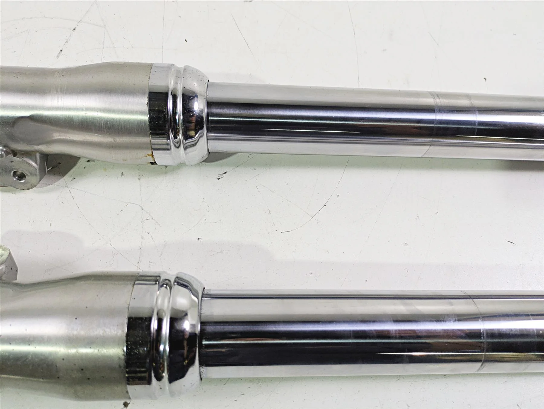 2011 Harley FXDC Dyna Super Glide Front Forks 49mm Straight 45947-06 45948-06 - Image 8