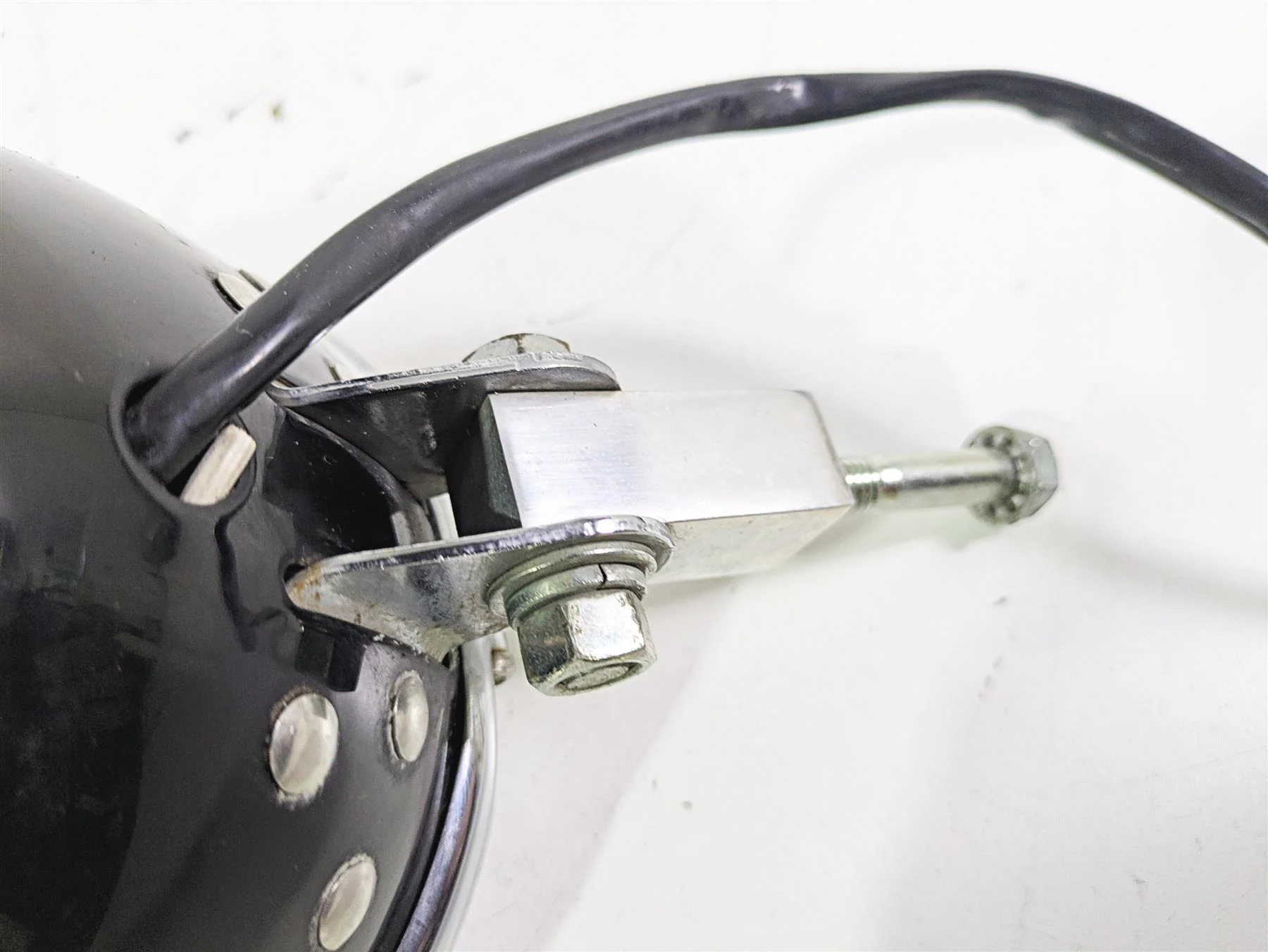 2011 Harley FXDC Dyna Super Glide Headlight Head Light Lamp 69356-06A - Image 6