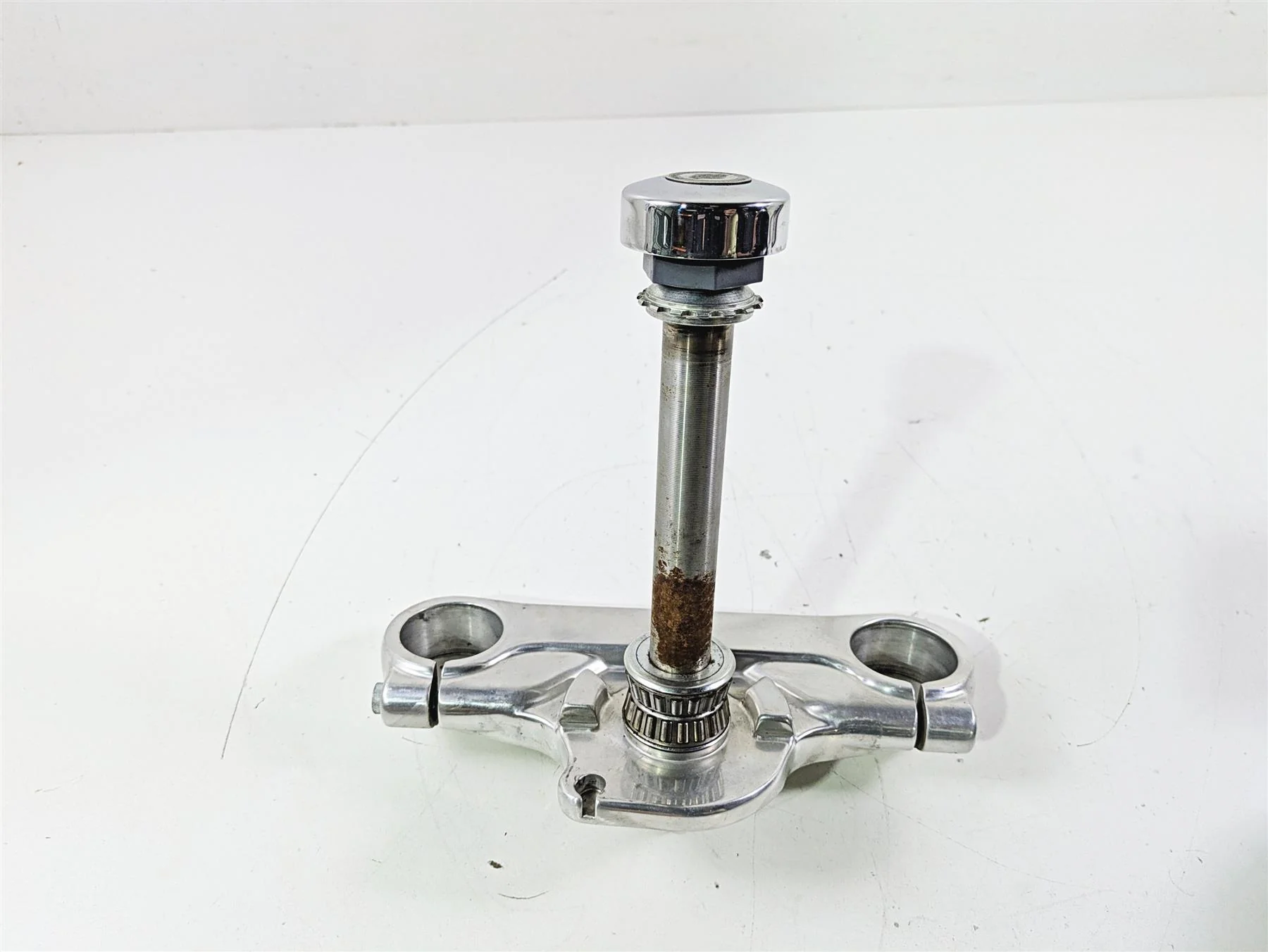 2011 Harley FXDC Dyna Super Glide Lower Triple Tree Clamp 49mm 45867-08 - Image 3