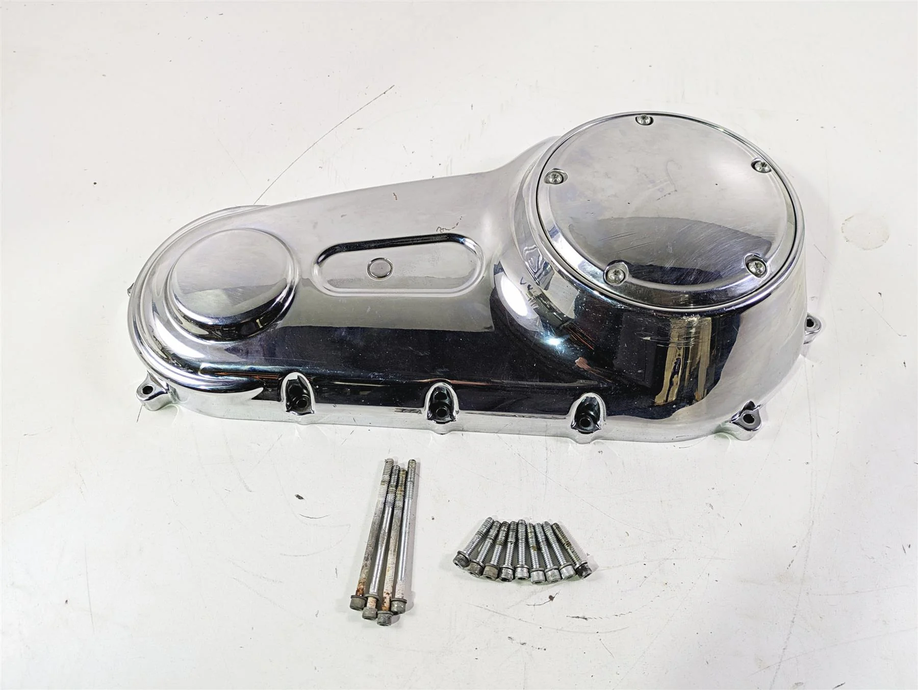 2011 Harley FXDC Dyna Super Glide Outer Primary Drive Clutch Cover 60761-06