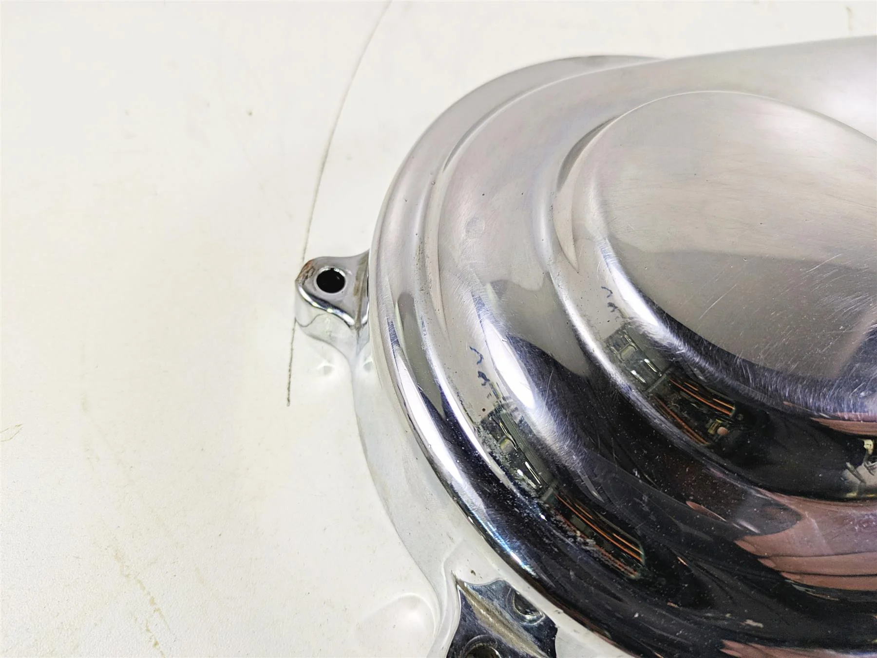 2011 Harley FXDC Dyna Super Glide Outer Primary Drive Clutch Cover 60761-06 - Image 10