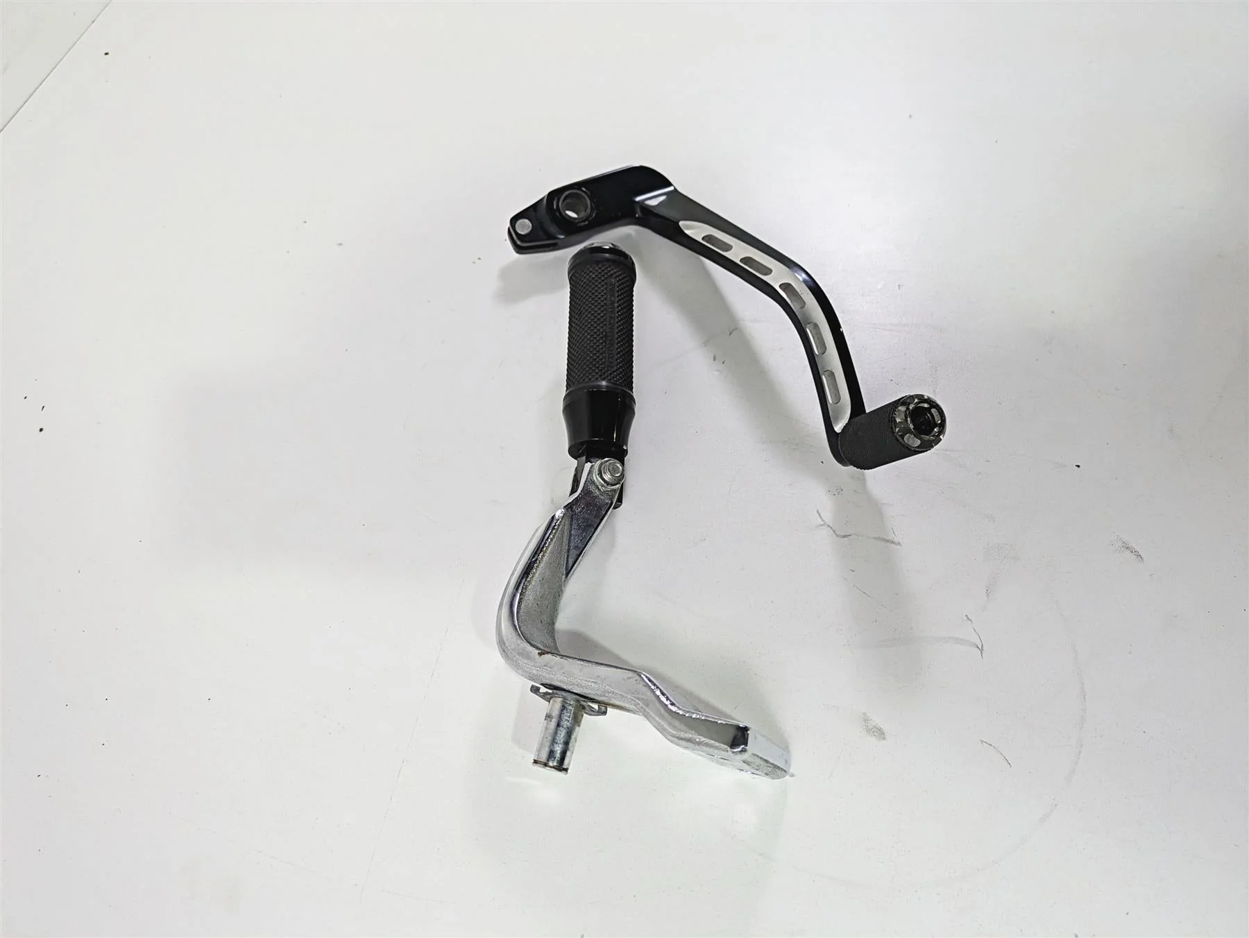 2011 Harley FXDC Dyna Super Glide Performance Machine Apex Brake Lever & Peg - Image 2