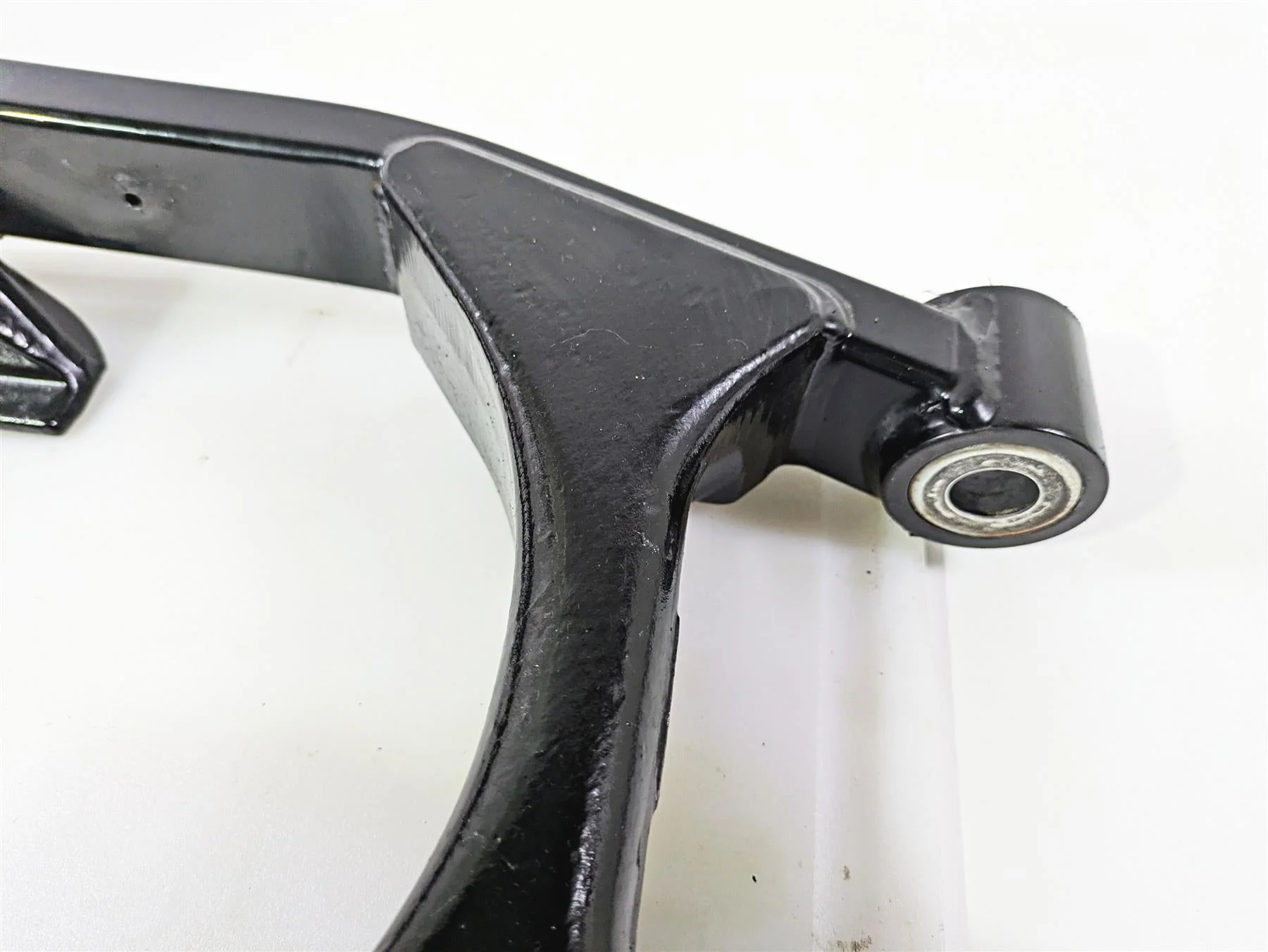 2011 Harley FXDC Dyna Super Glide Rear Swingarm & Belt Guards 47820-10 - Image 9