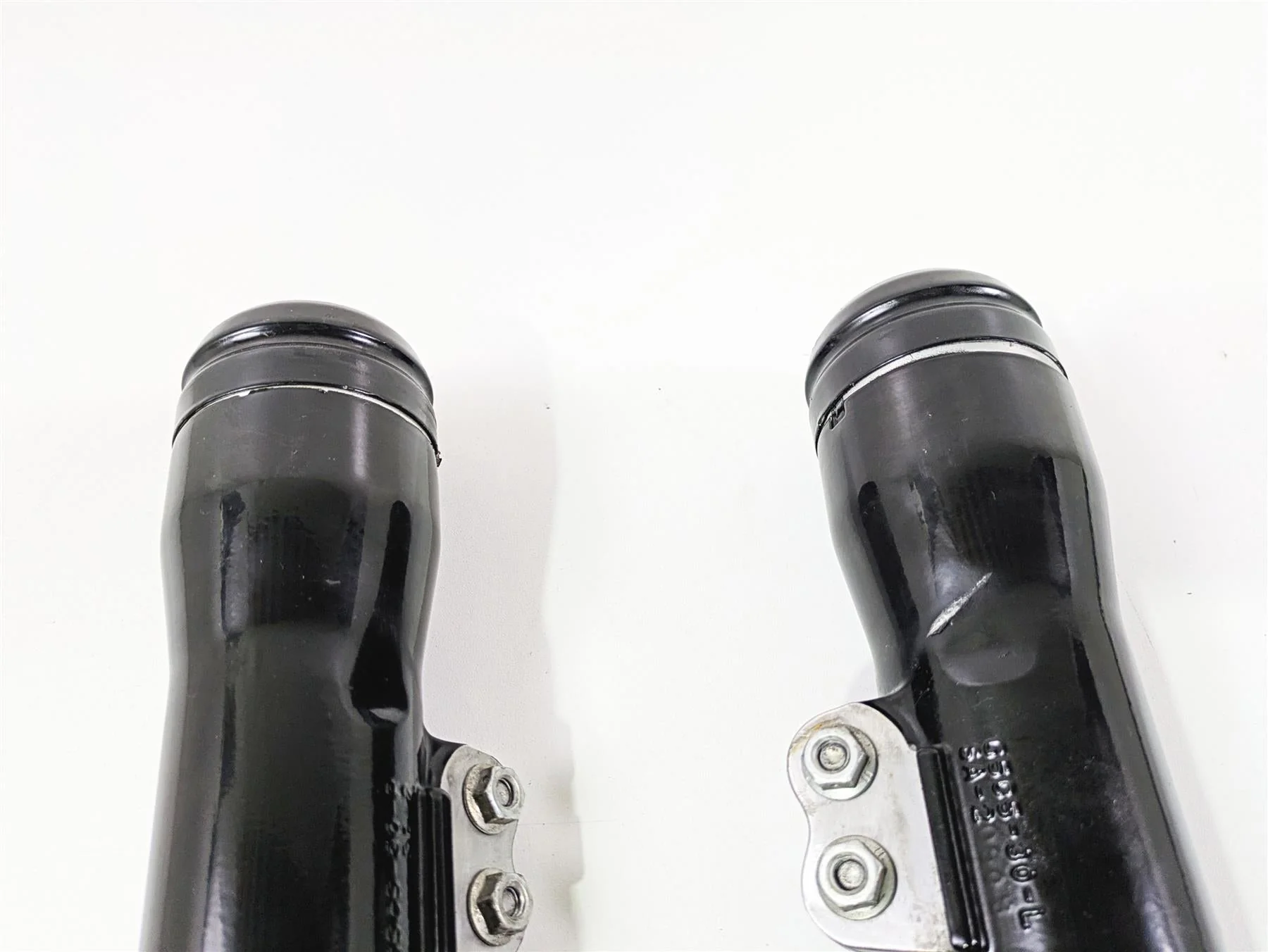 2011 Harley FXDC Dyna Super Glide Showa Front Fork Lowers 49 46607-06A 46608-06B - Image 12