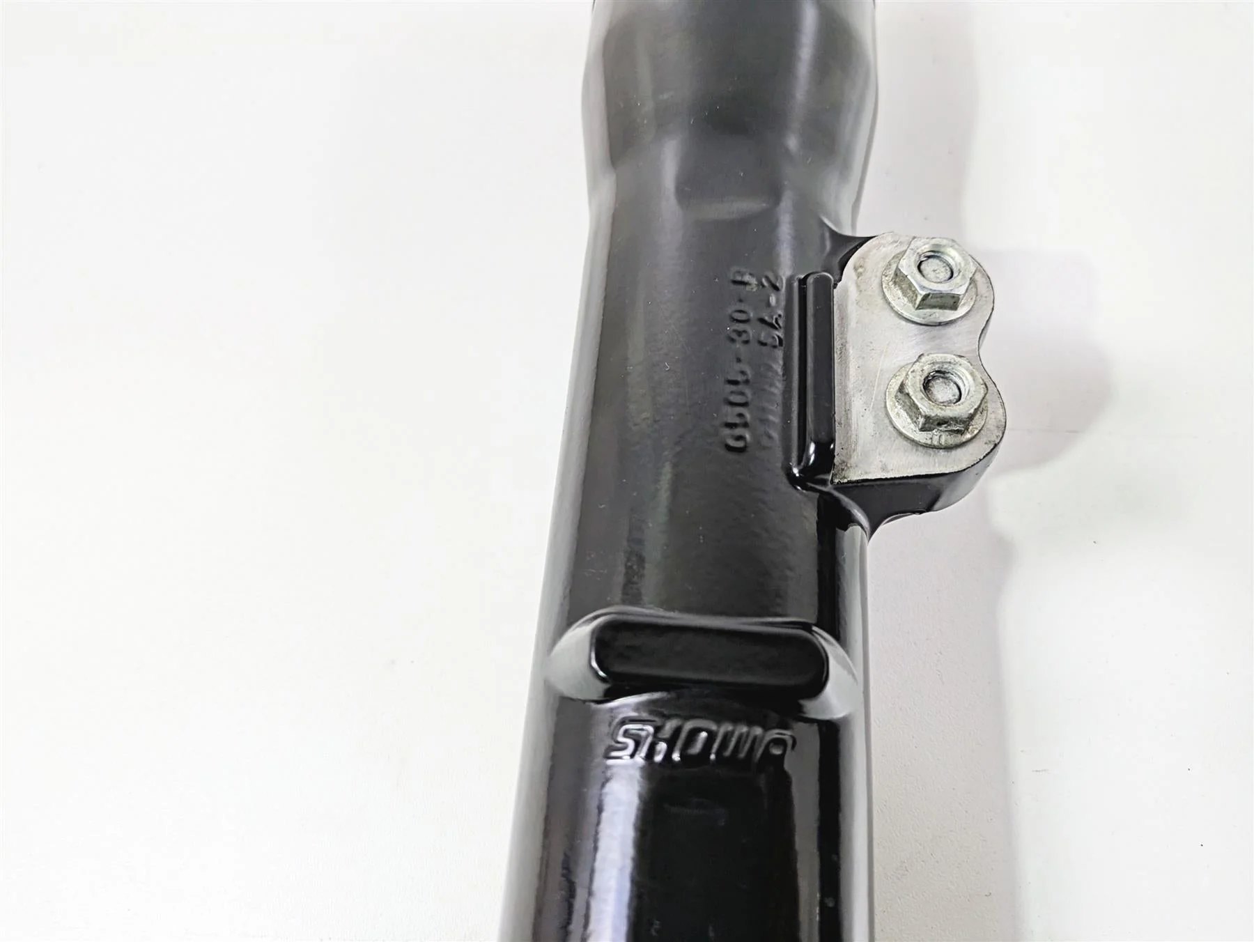 2011 Harley FXDC Dyna Super Glide Showa Front Fork Lowers 49 46607-06A 46608-06B - Image 9