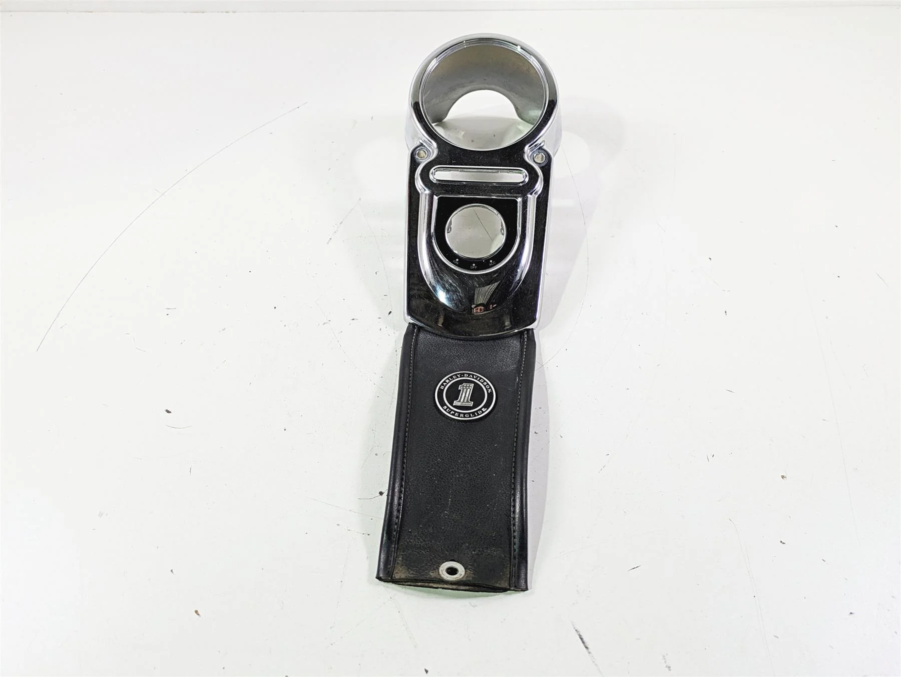 2011 Harley FXDC Dyna Super Glide Tank Dash Chrome Cover Panel 71204-04 - Image 4