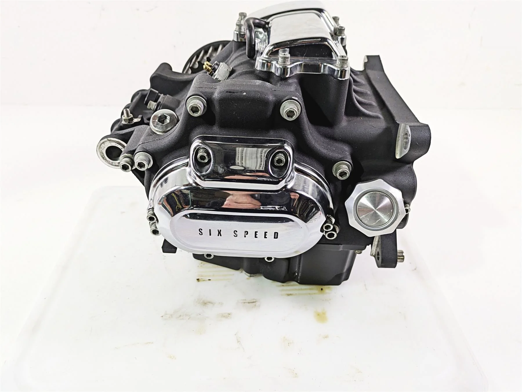 2011 Harley FXDC Dyna Super Glide Transmission Gear Box 6 Speed 33083-10A