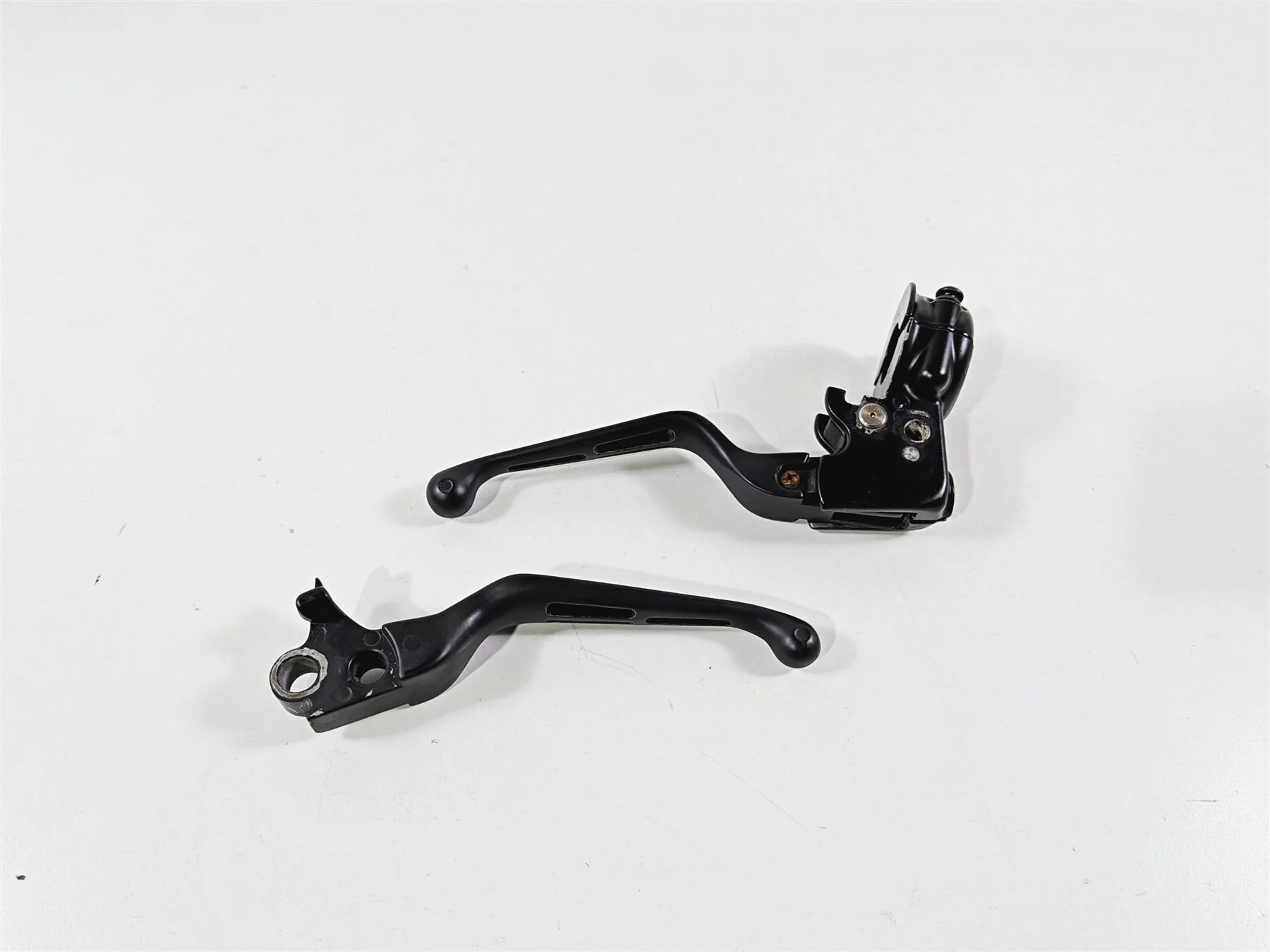 2011 Harley FXDF Dyna Fat Bob Black Clutch Perch & Slotted Lever Set 38608-96 - Image 7